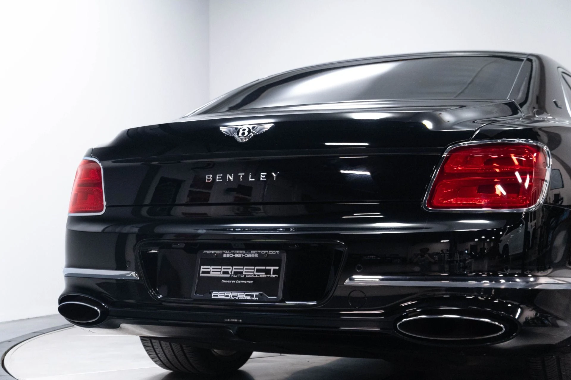 mph079_1969628930_Used_2020_Bentley_Flying_Spur_W12_1783372083_5cfbf95334