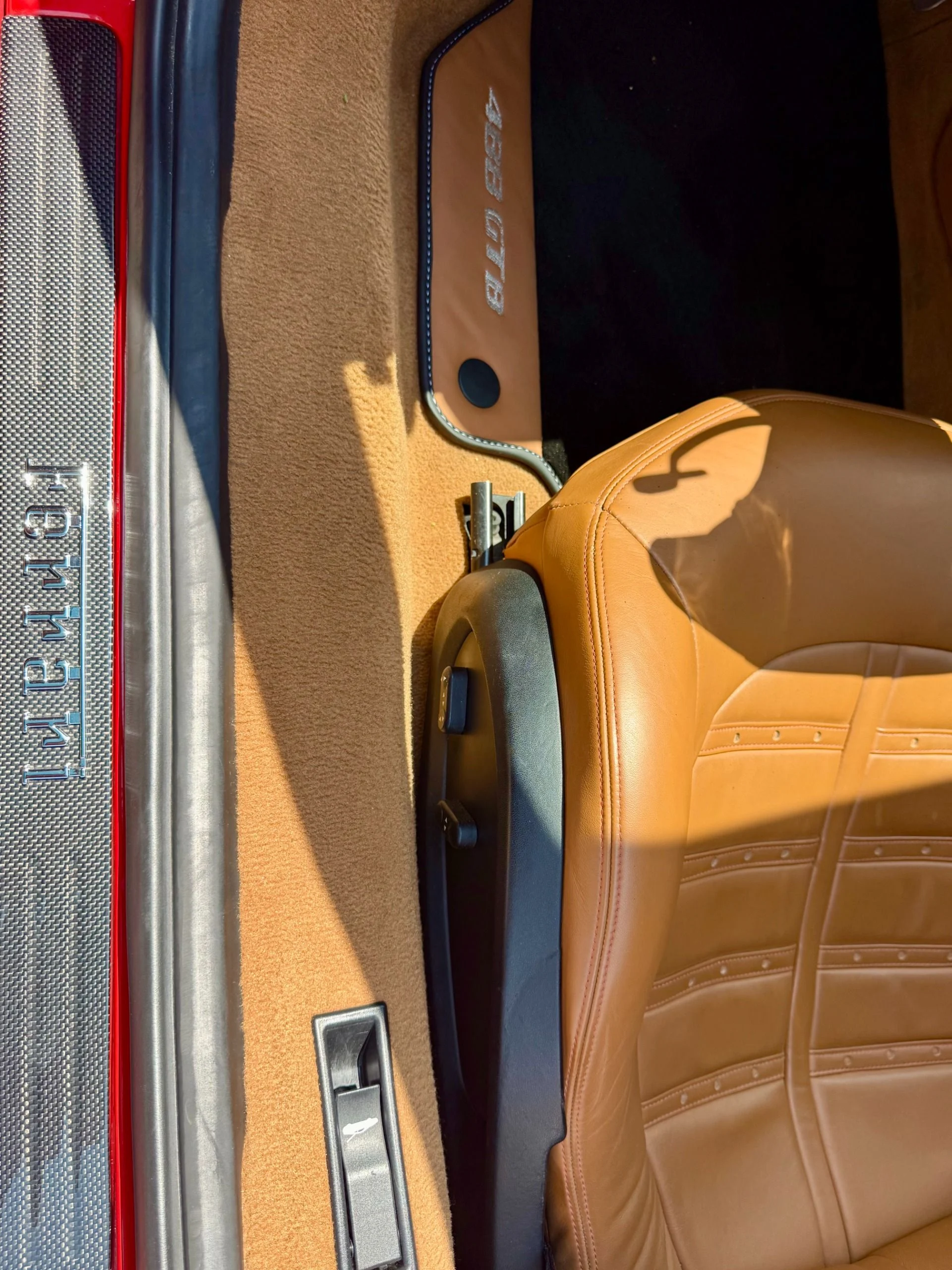 mph079_204573683_Used_2016_Ferrari_488_GTB_1757699344_95e590d057