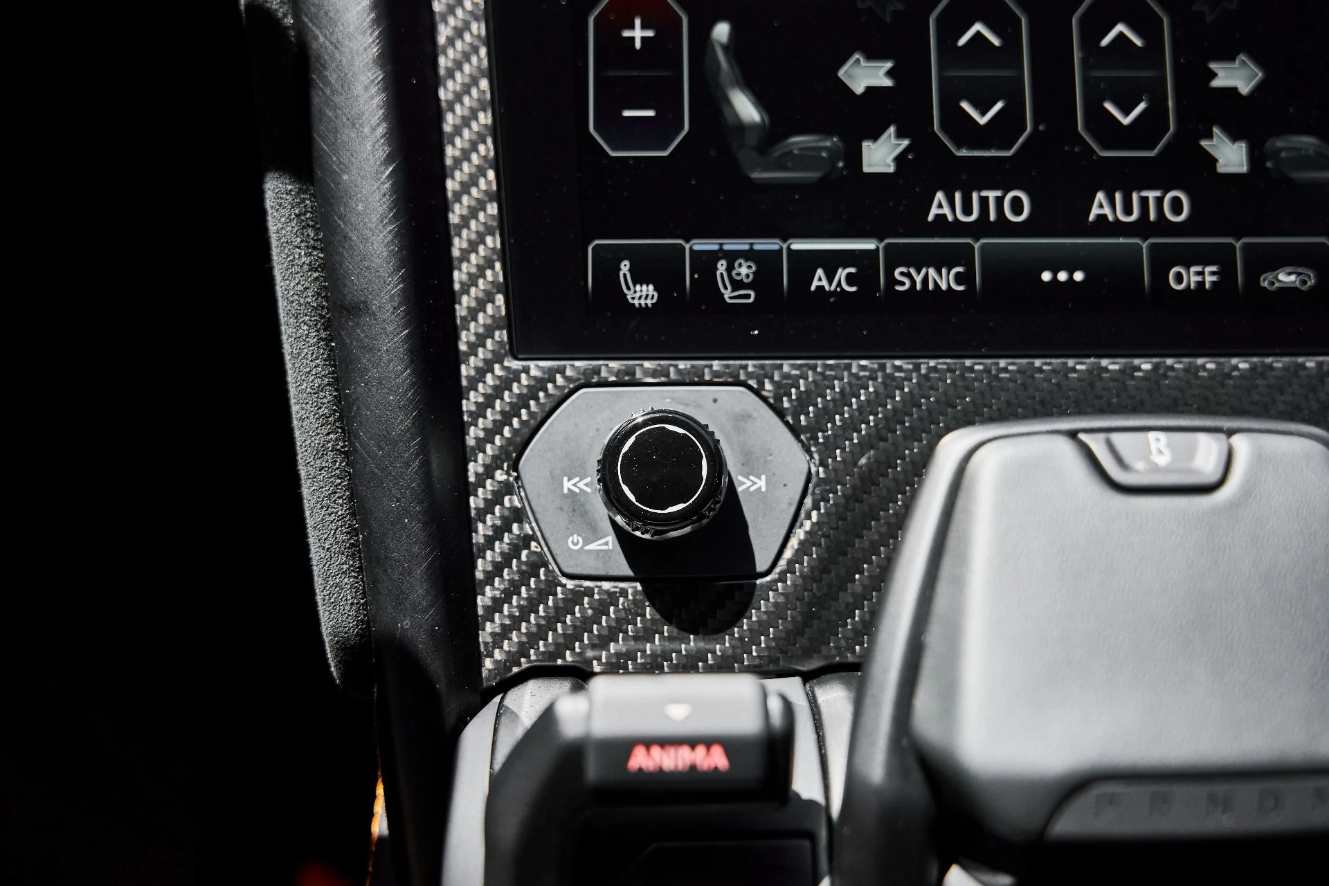mph079_2085339821_Used_2023_Lamborghini_Urus_Performante_1778288997_be32013860