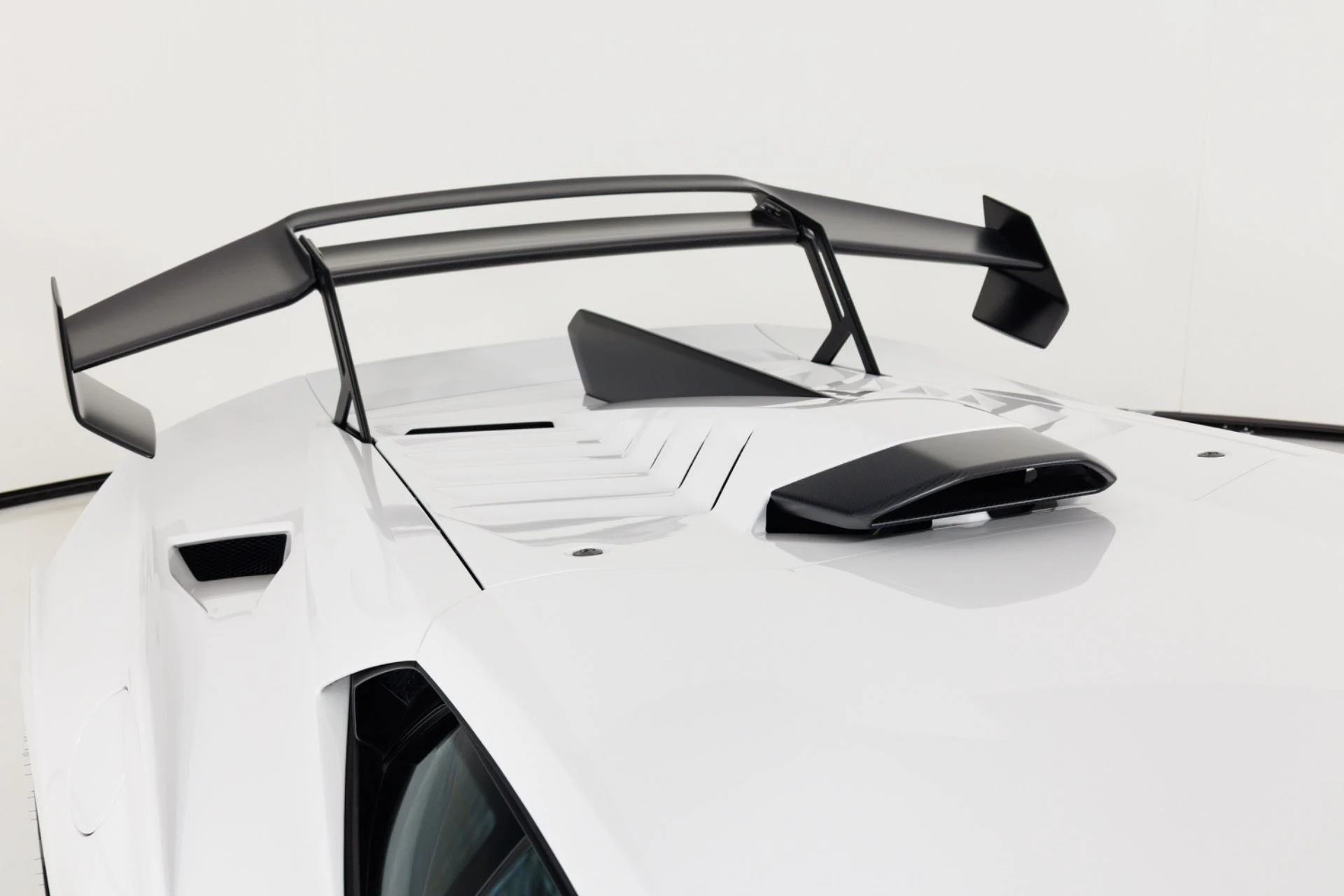 mph079_2174723254_Used_2021_Lamborghini_Huracan_STO_1789754440_cf788b5648