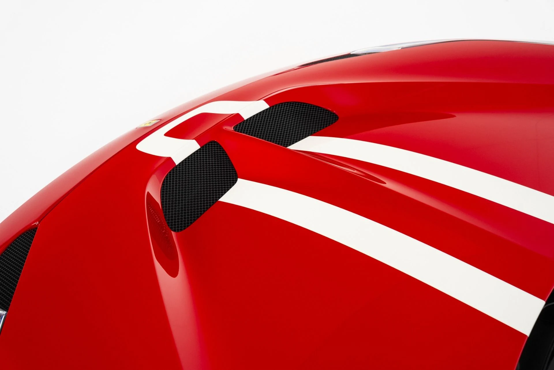 mph079_2186596284_Used_2015_Ferrari_458_Speciale_Aperta_1760122905_f2761e0b9d