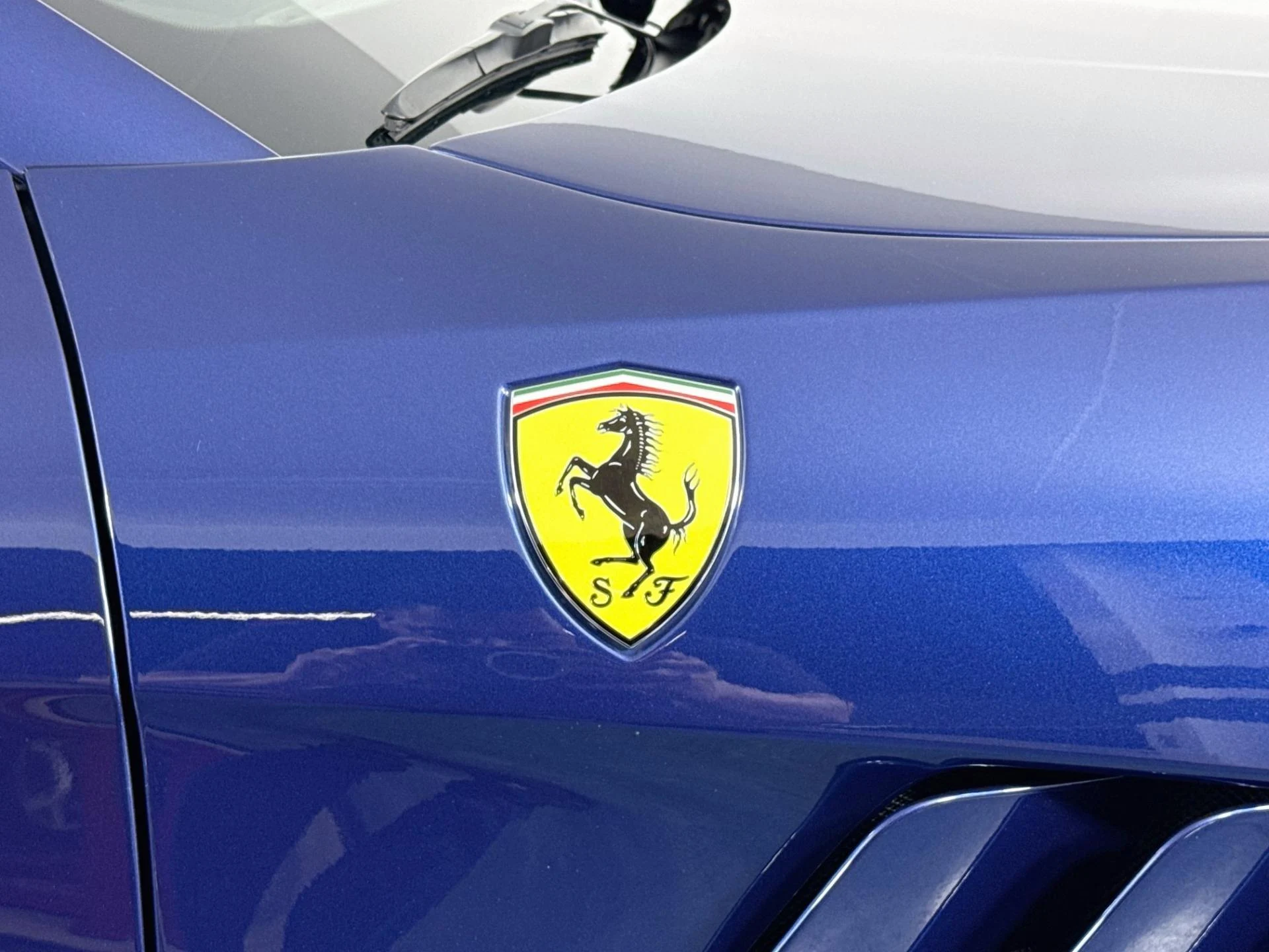mph079_221478611_Used_2019_Ferrari_GTC_4_Lusso_1792629212_7d5390c51c