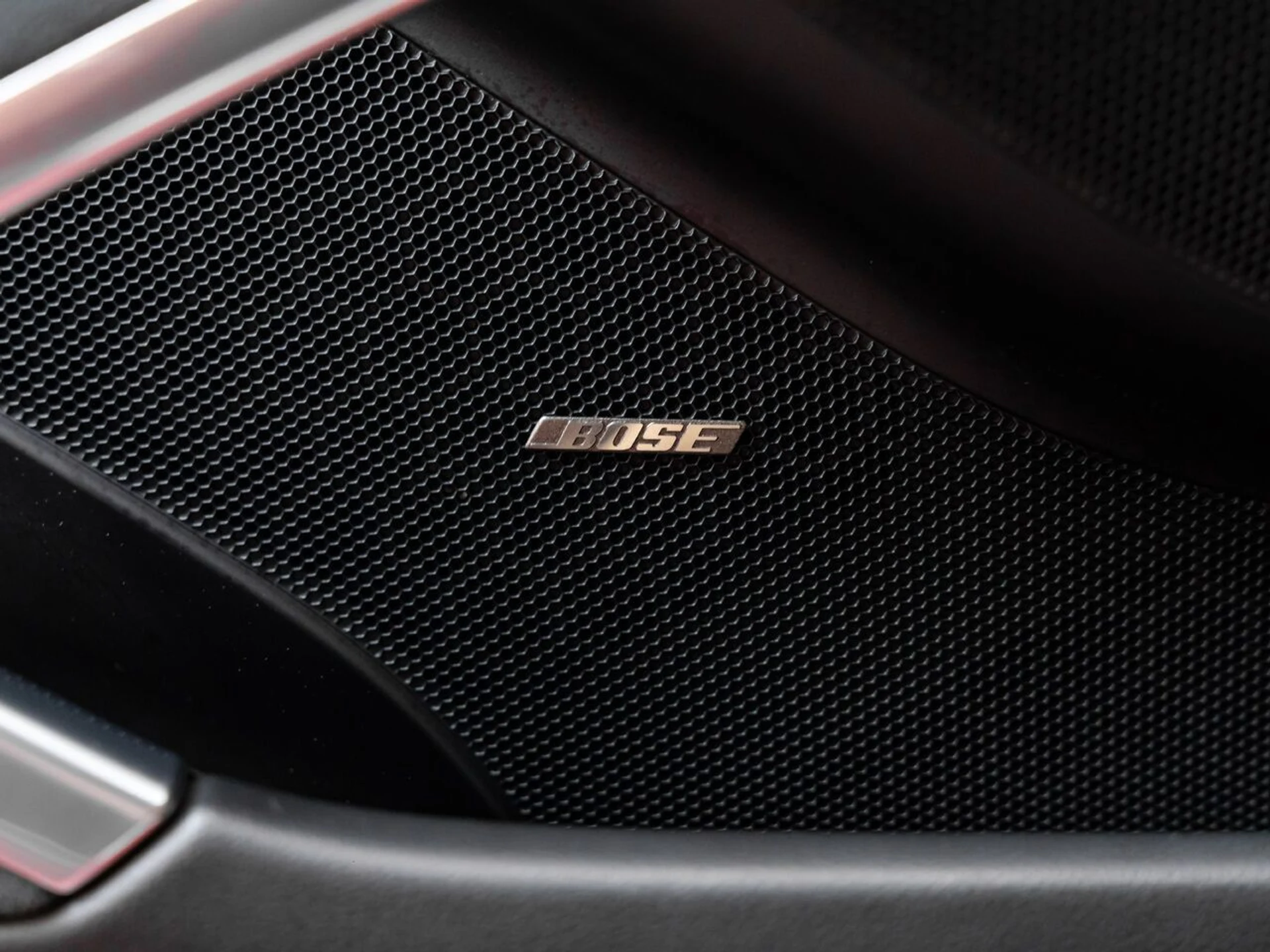 mph079_2229699931_porsche_911_2018_a477e37b92