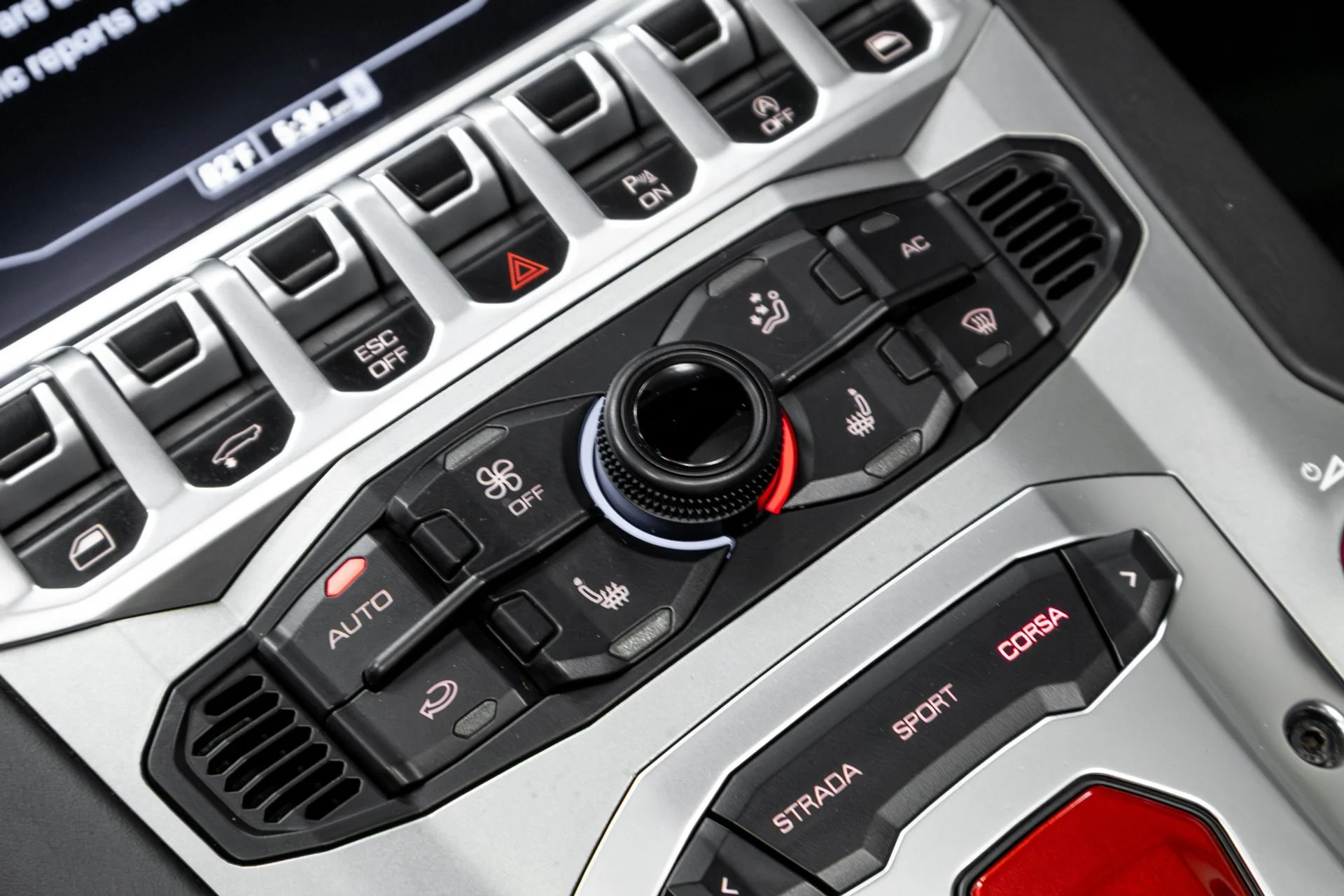 mph079_2247290722_Used_2015_Lamborghini_Aventador_1764723845_87f2c6cc44