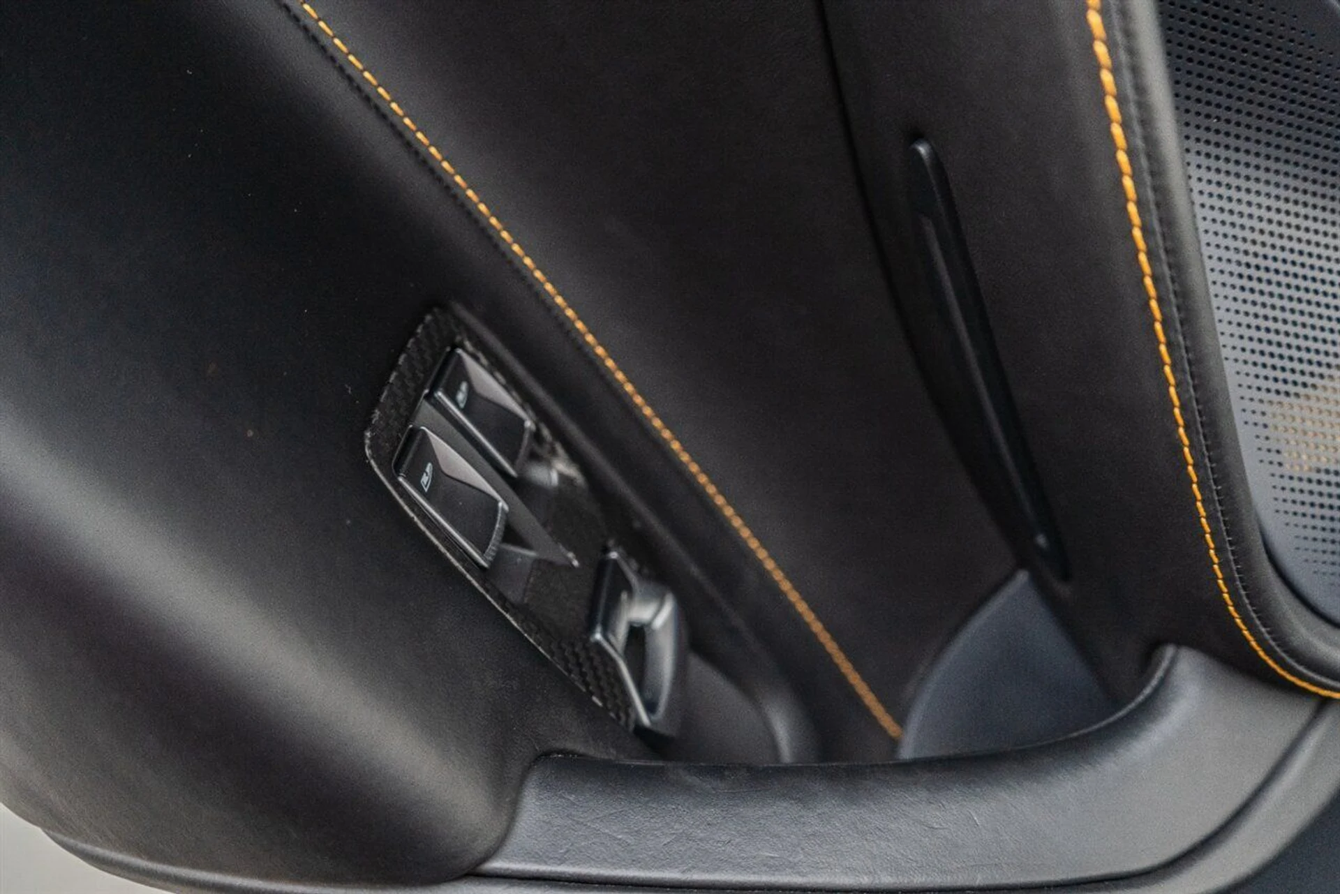 mph079_2329125541_9b16095150_1280_29792b99ab