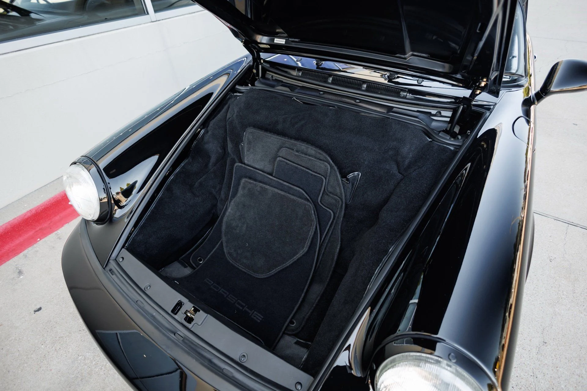 mph079_238405219_7b3c0979201ce5eaab8b2c860575344cx_973b088410