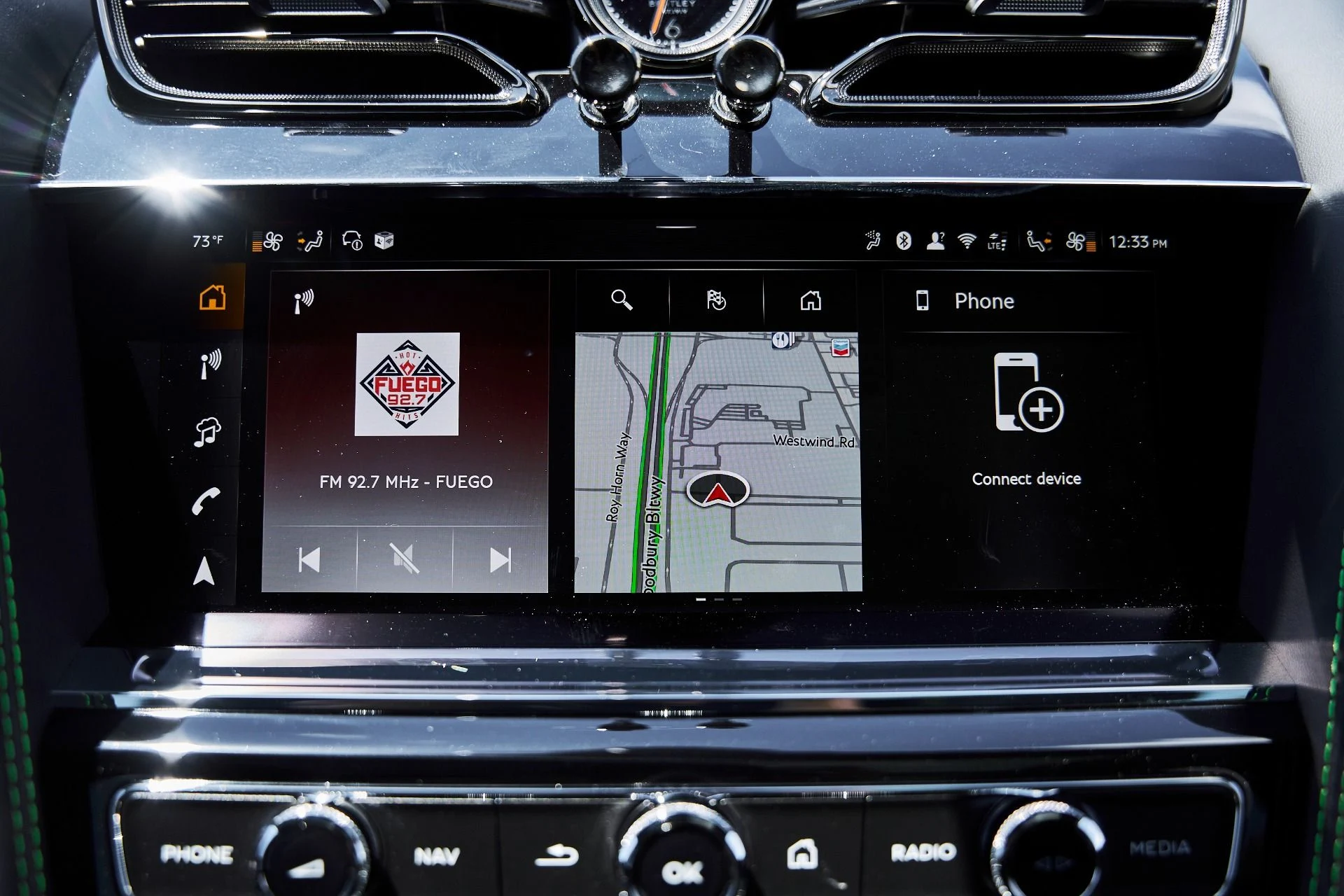 mph079_2386746895_Used_2025_Bentley_Bentayga_S_Black_Edition_1777750206_1910bbabc8
