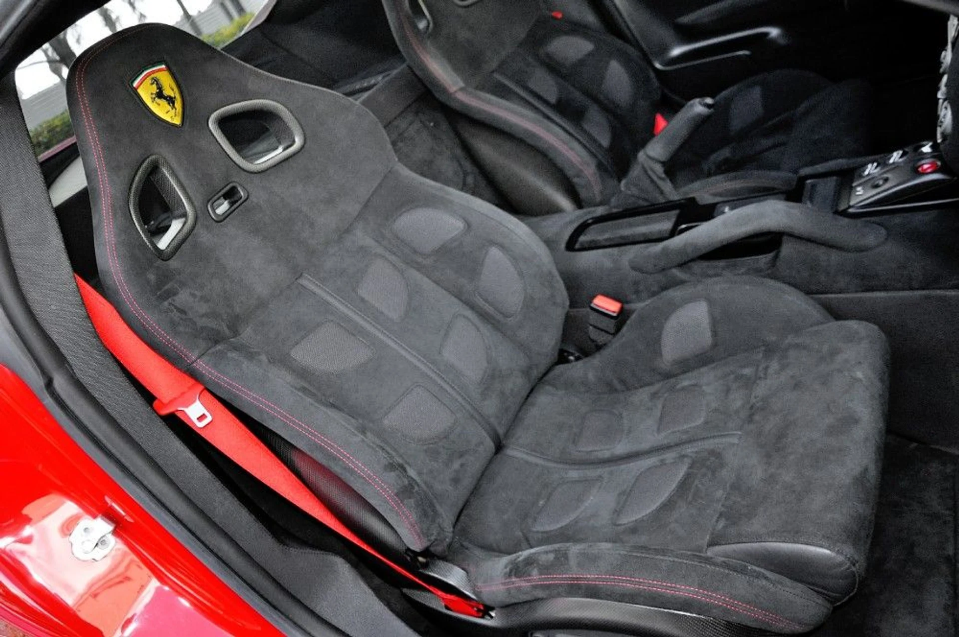 mph079_2401890192_13_p80_l_b711968798