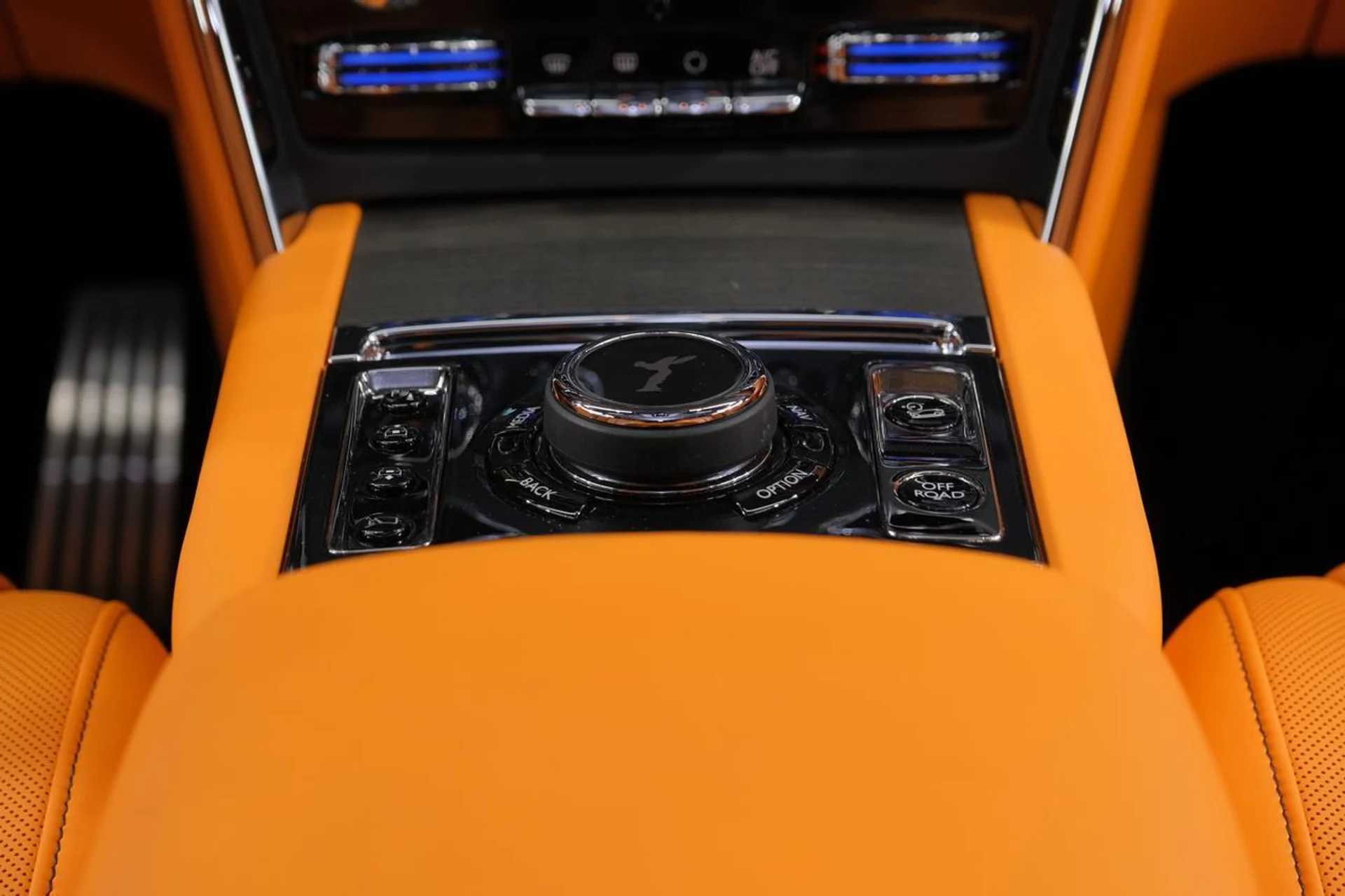 mph079_2443889059_dab4ae4e0c9bb9974002aaa6f79b32ab_7568746788