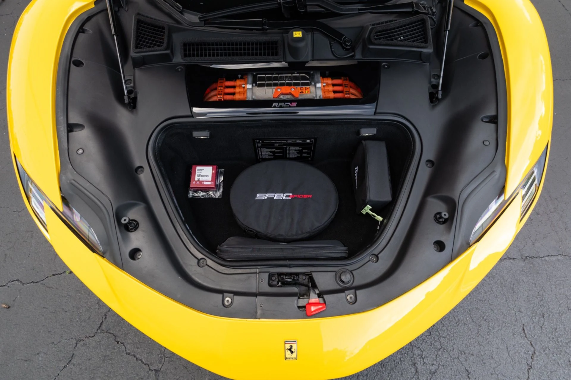 mph079_2498762456_Used_2025_Ferrari_SF_90_Spider_1772646640_7aa5e19e4d