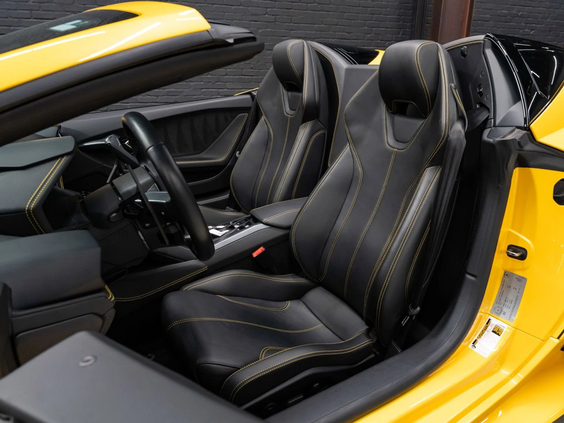 mph079_2499758742_lamborghini_huracan_2017_c800eef5cf
