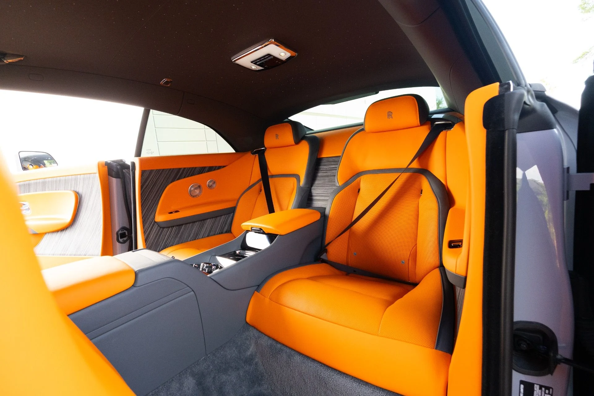 mph079_2534398184_Used_2024_Rolls_Royce_Spectre_1772250917_8dc4b035ef