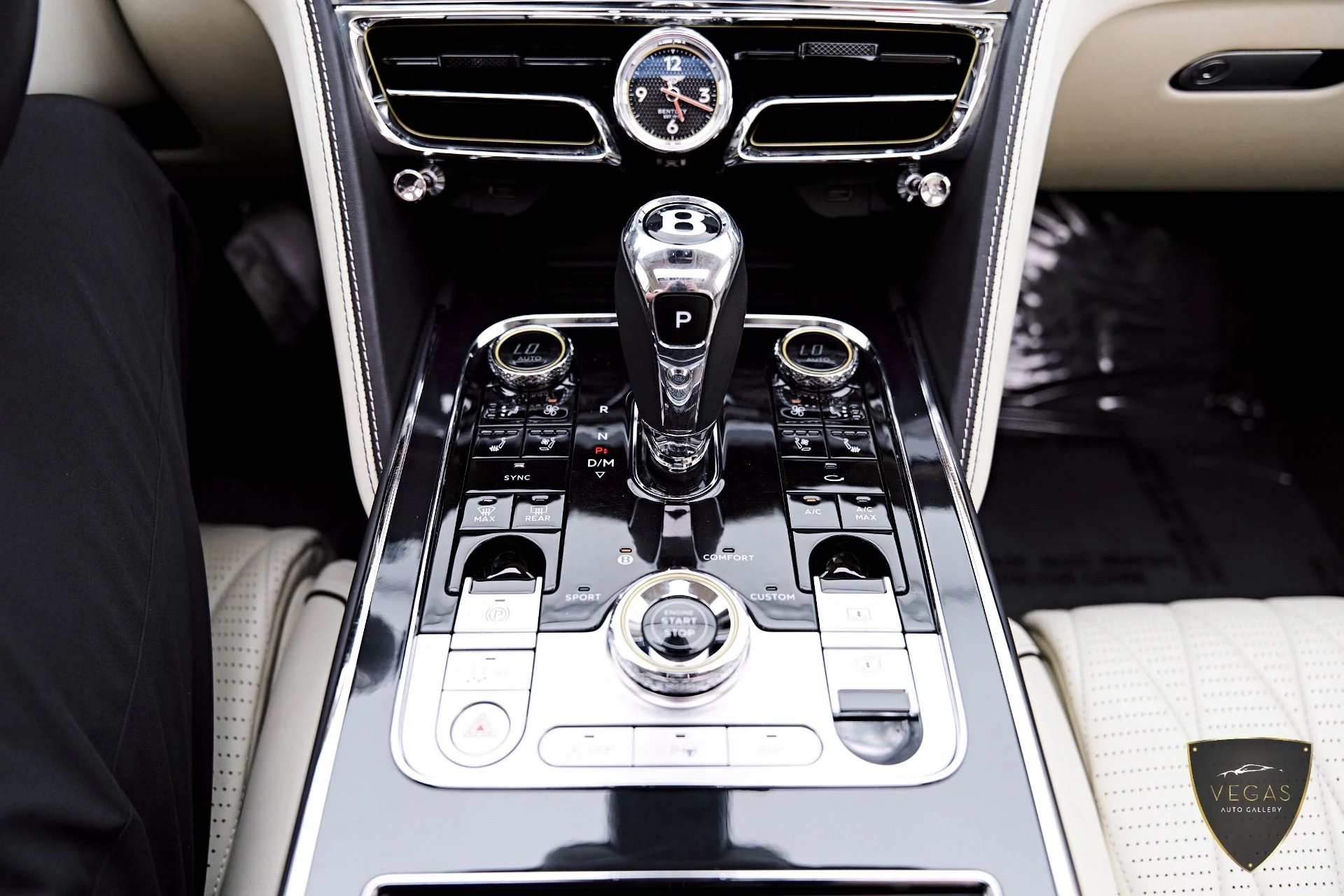 mph079_2634573791_Used_2022_Bentley_Flying_Spur_V8_1782495117_d6de65642d