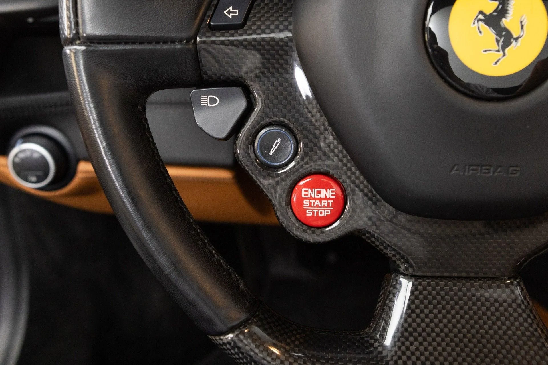 mph079_2734938734_Used_2017_Ferrari_488_Spider_1777367884_7b441781ed