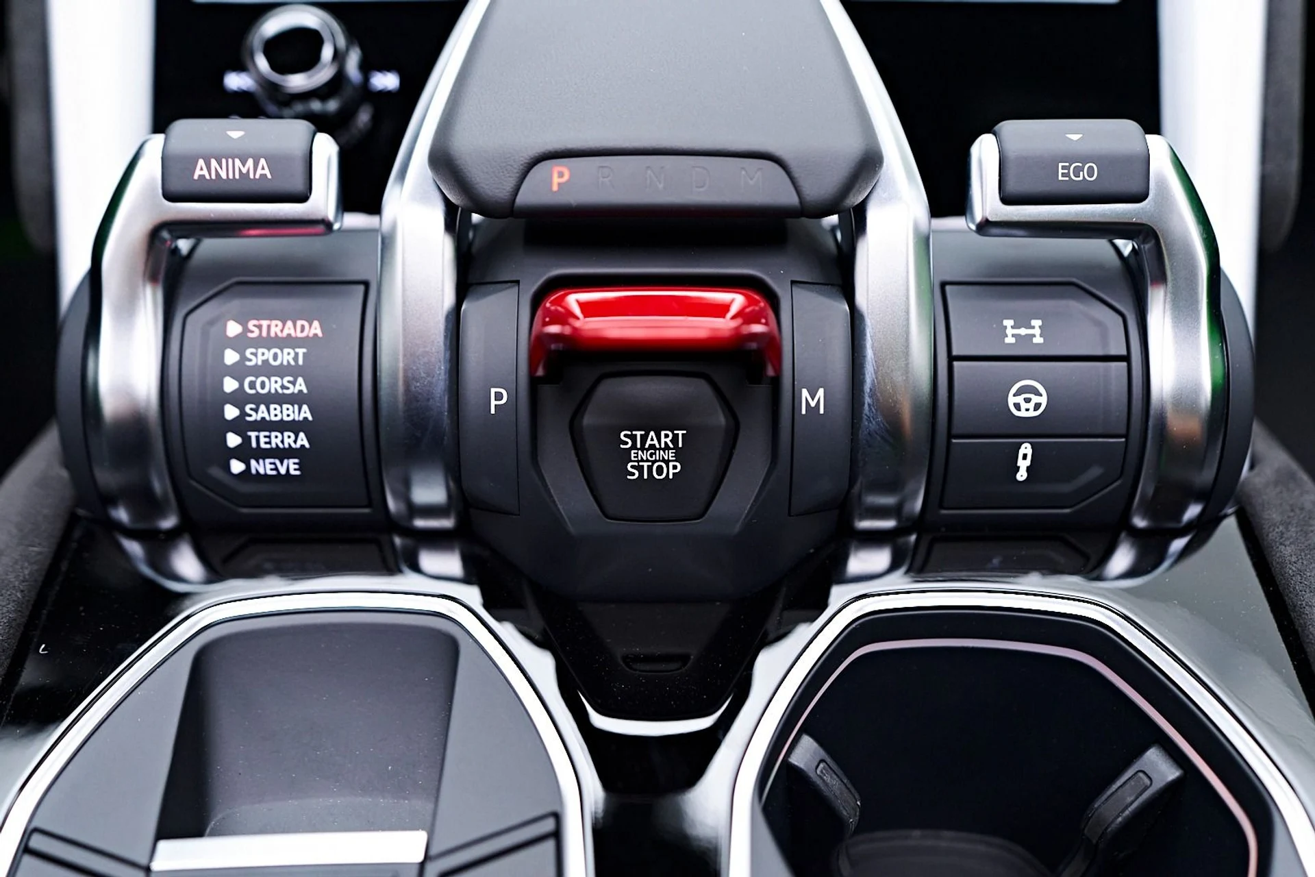 mph079_2794270329_Used_2024_Lamborghini_Urus_S_1745956869_fbe1d3c81c