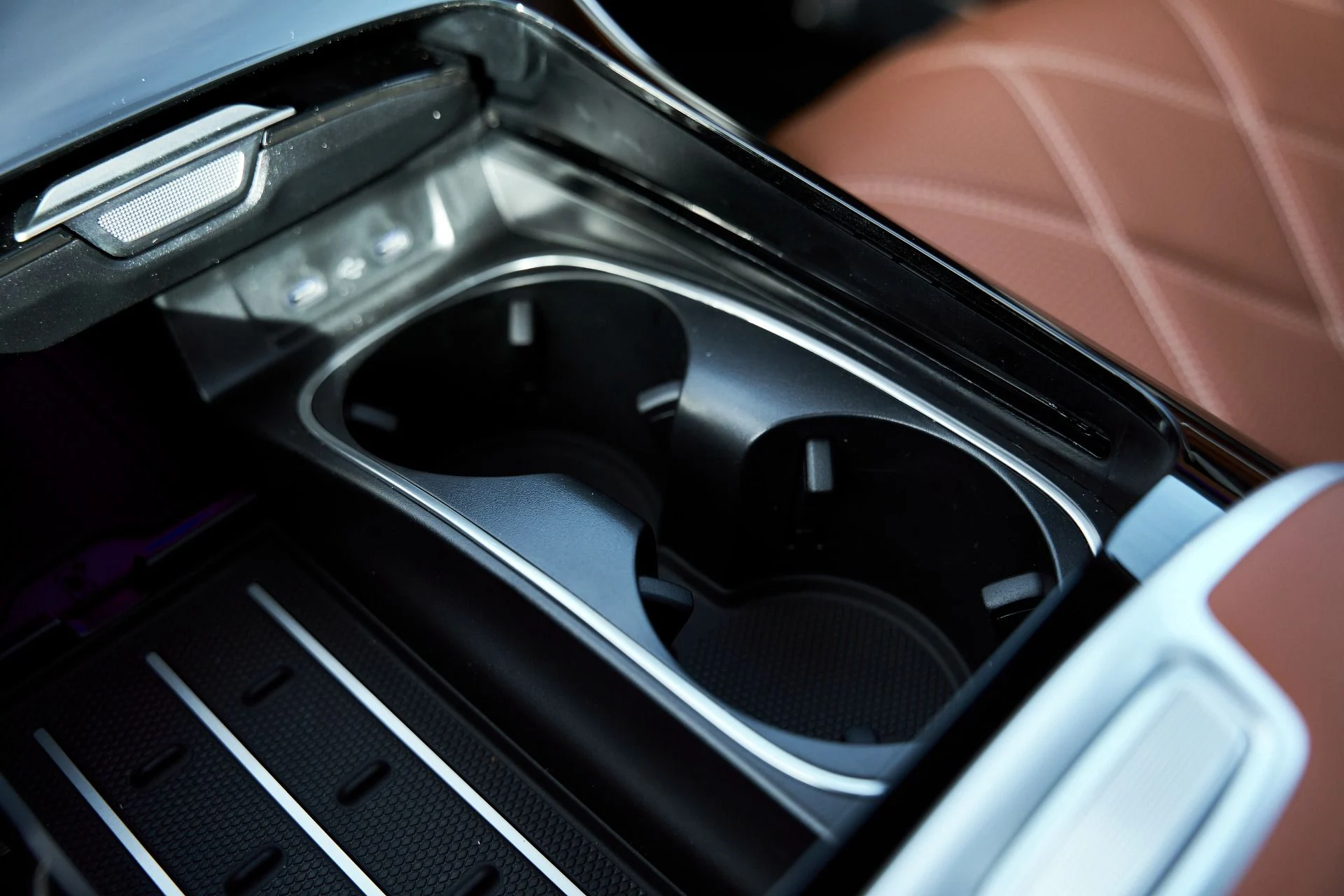 mph079_286753704_Used_2026_Mercedes_Benz_S_Class_Maybach_S_680_1766455670_22c57f2569