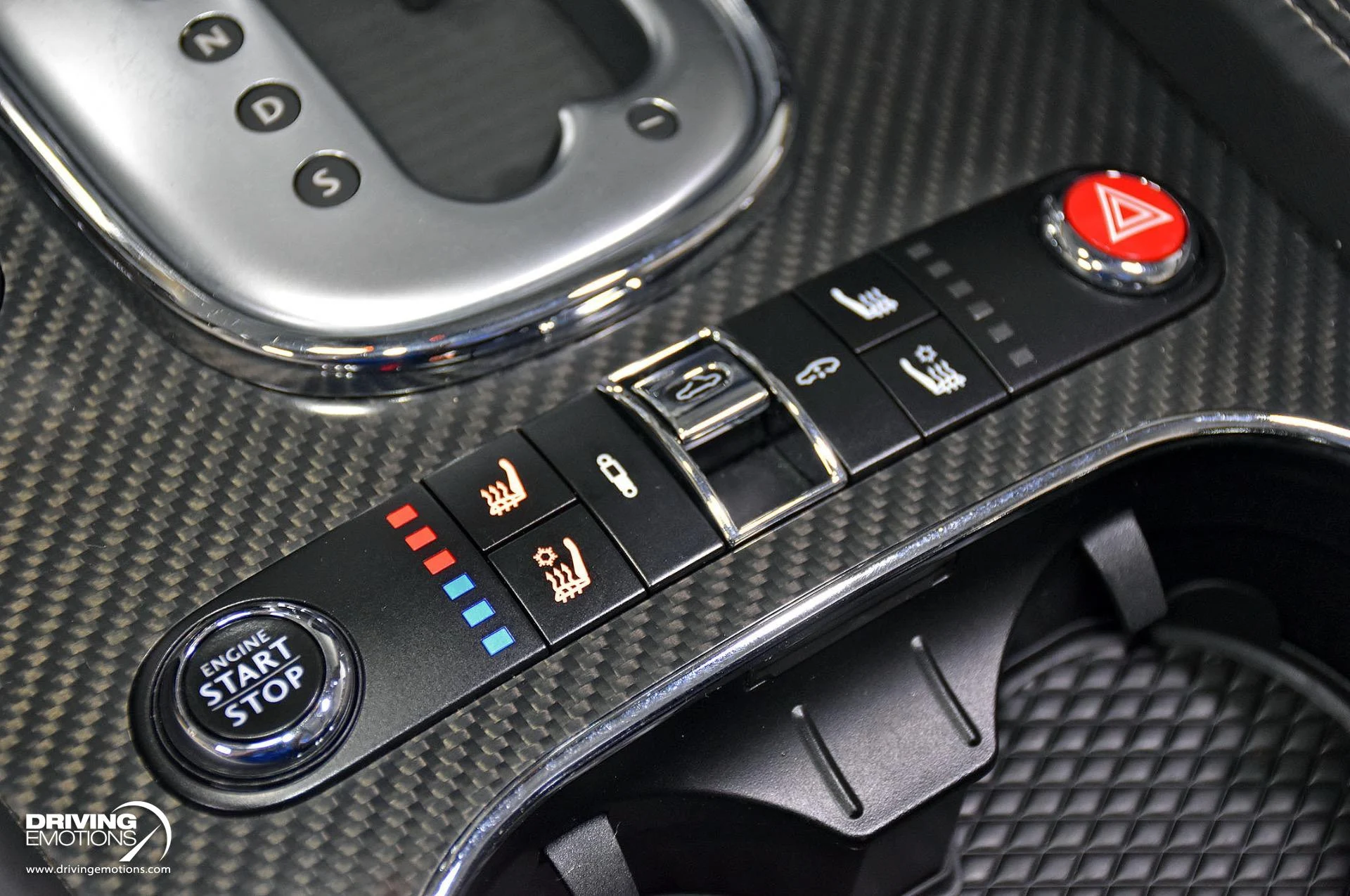 mph079_2933779892_871_p80_l_0c85cbdd5d