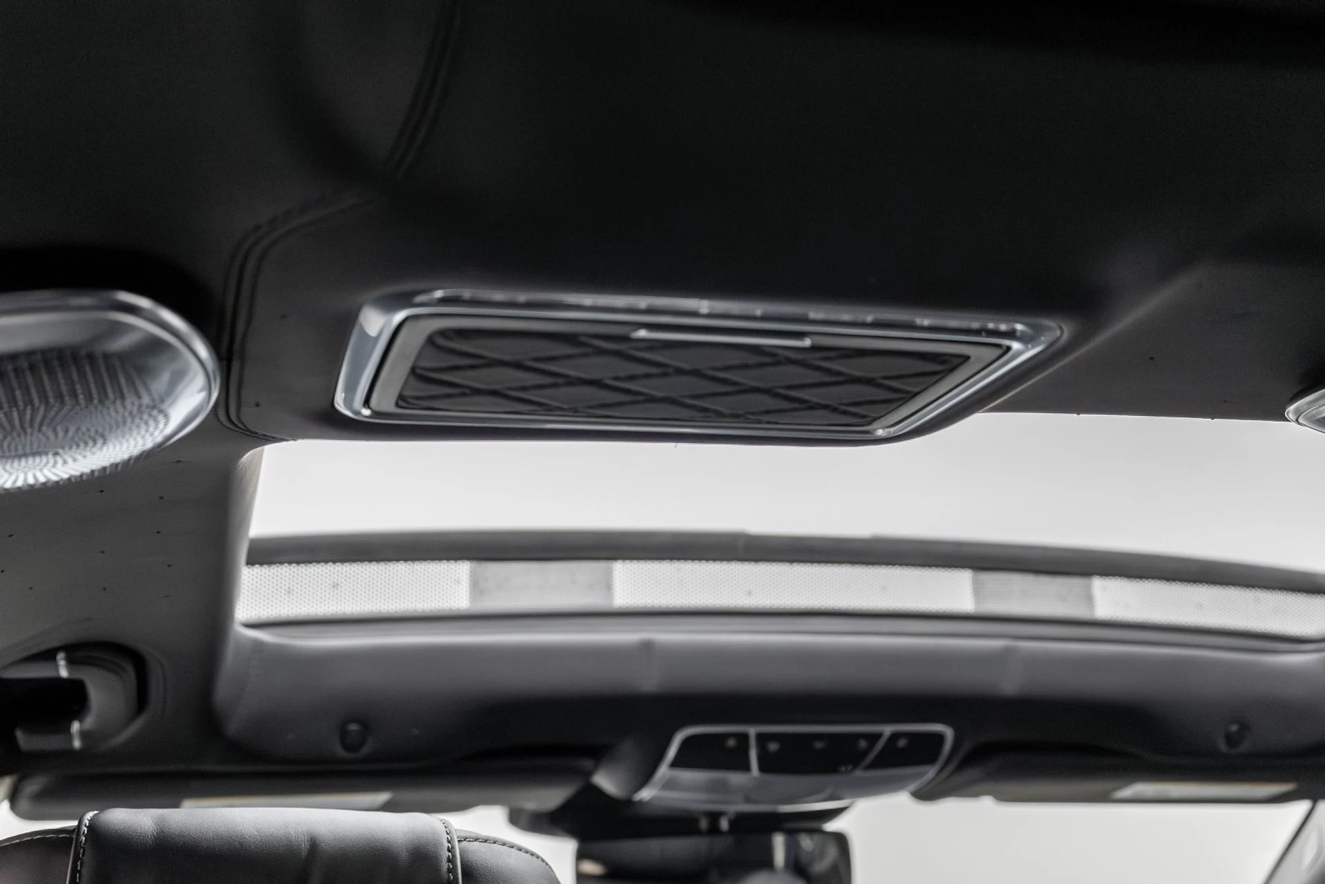 mph079_3183375159_Used_2019_Mercedes_Benz_S_Class_Maybach_S_650_1763220907_d41b631487