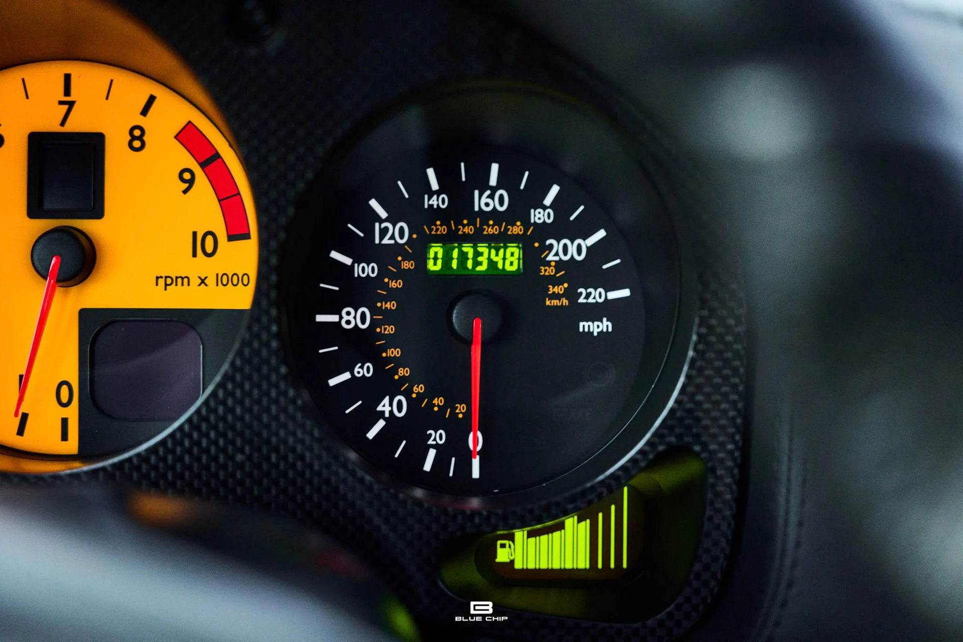 mph079_3275465814_698a12b975aa3fb3a4672a79_A7400614_2806ec9106