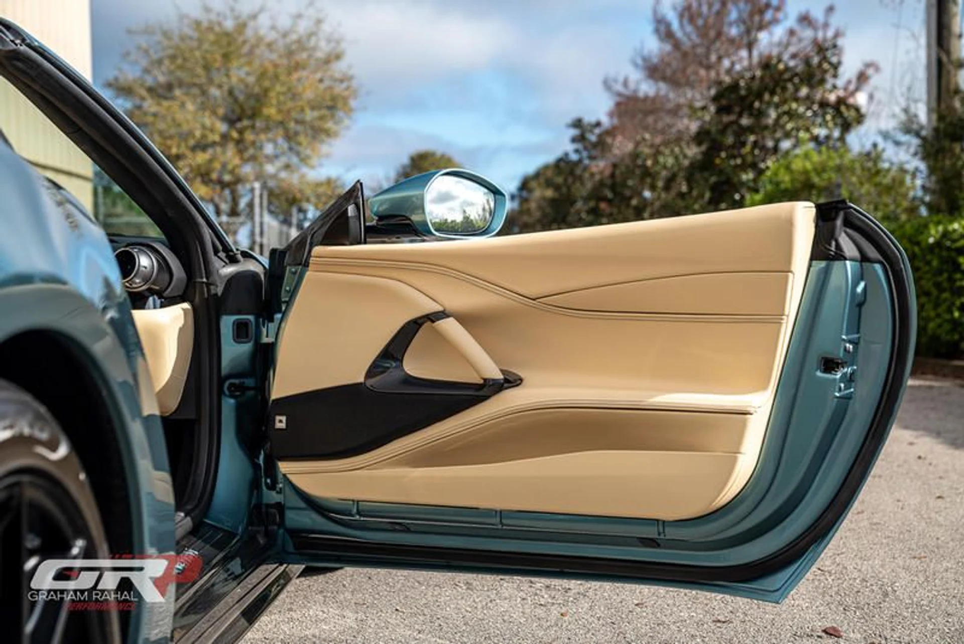 mph079_3281213763_8171_DFFF_598_B_4_EE_8_A3_E4_14_EF_19_ED_99_D4_56824a068b