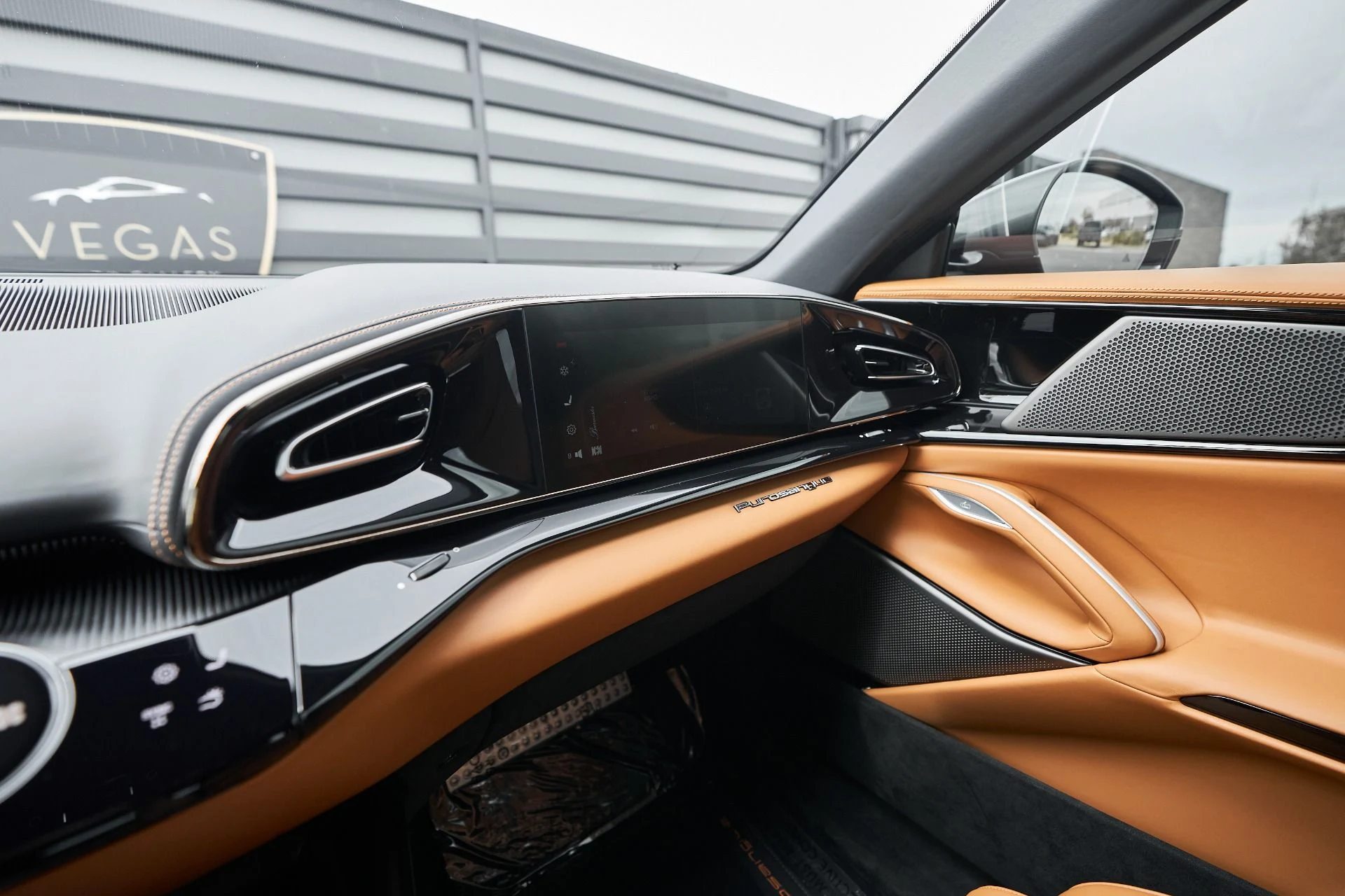 mph079_3305343845_Used_2025_Ferrari_Purosangue_1762993306_f337441a6f