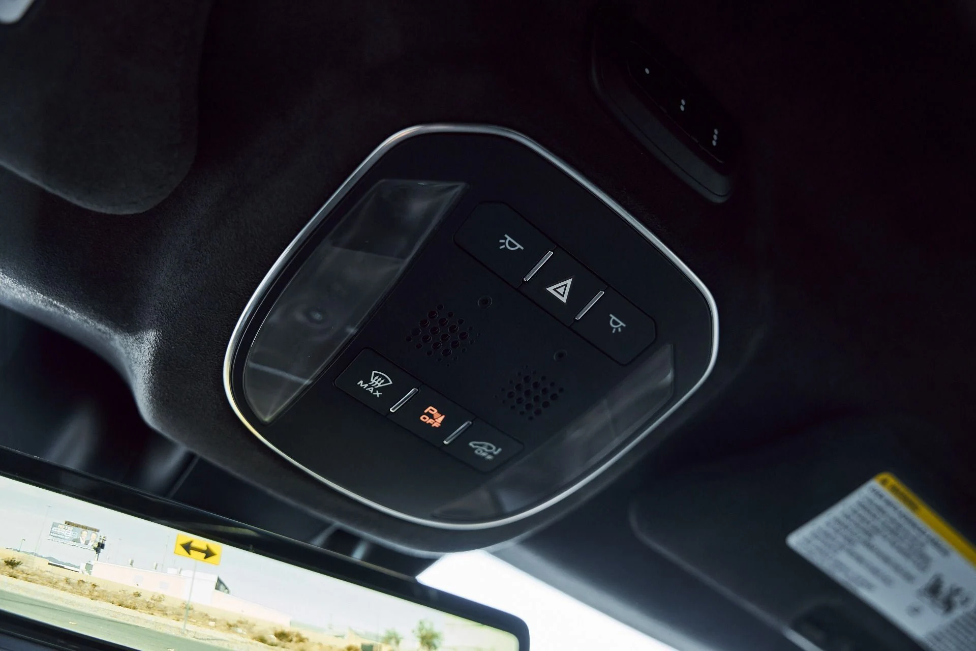 mph079_3315635275_Used_2024_Maserati_MC_20_Base_1772679301_8d68d20c73