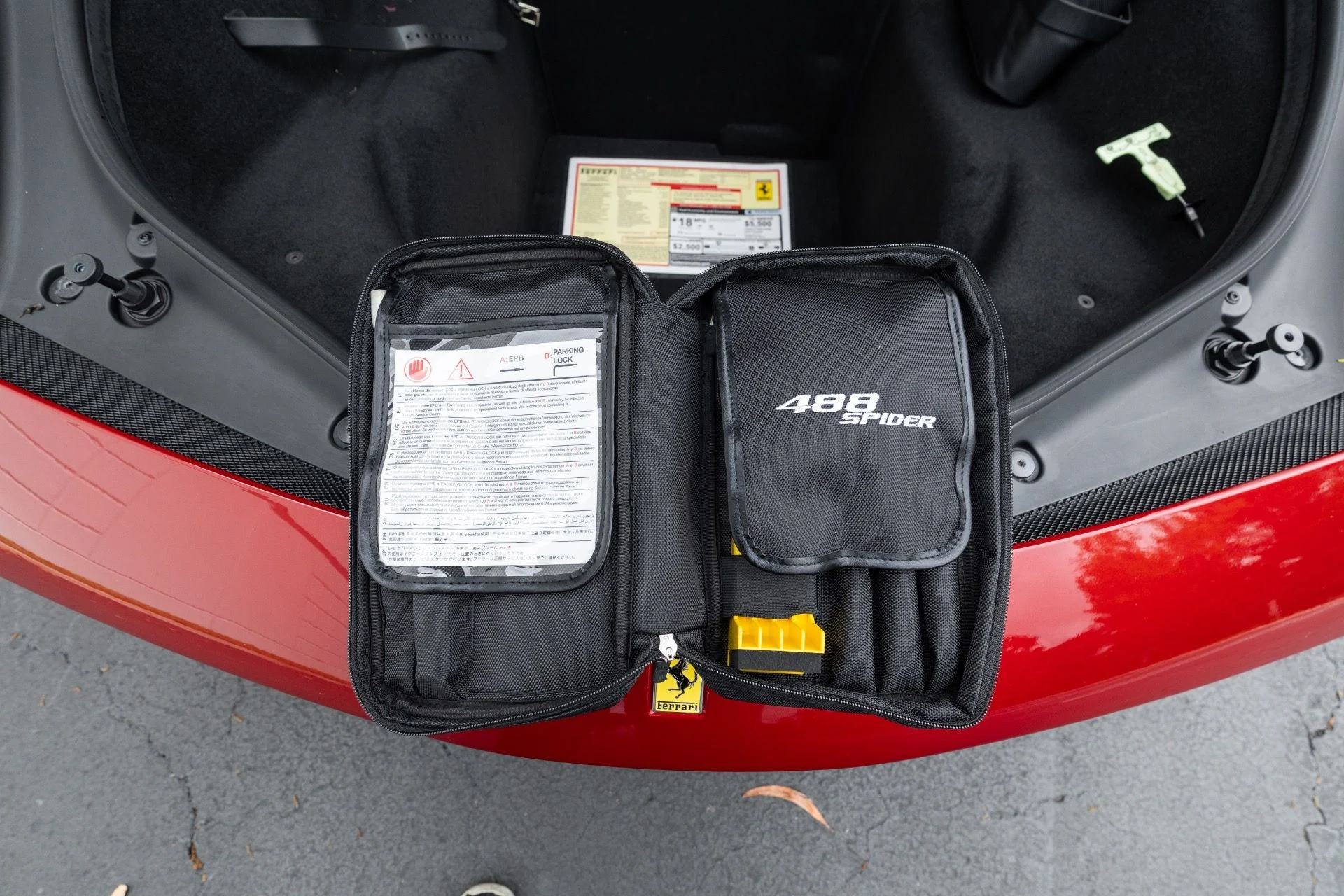 mph079_3609000768_Used_2019_Ferrari_488_Spider_1775191642_019a047096