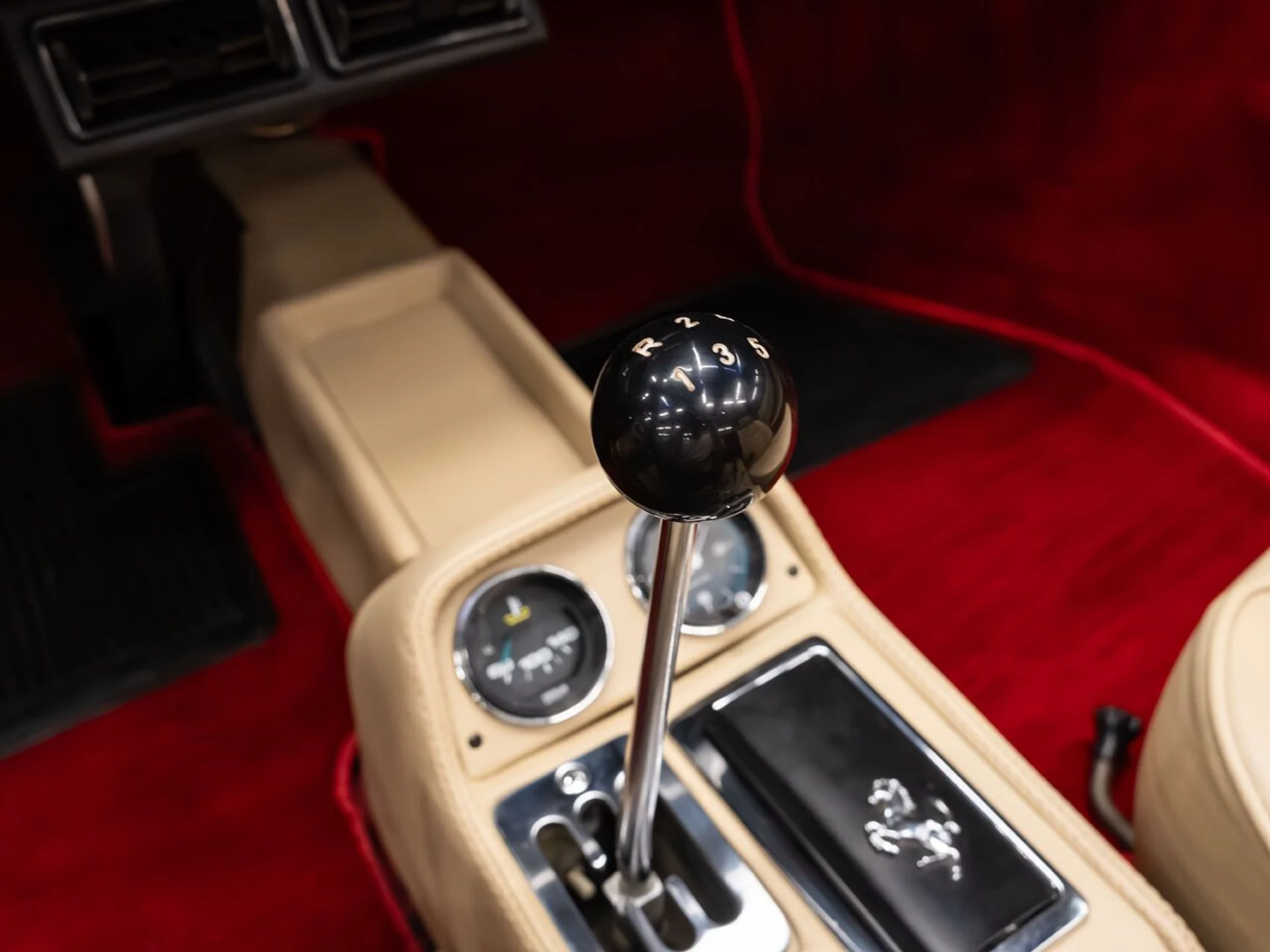 mph079_3700665326_ferrari_308_gtsi_1982_16138ef00d