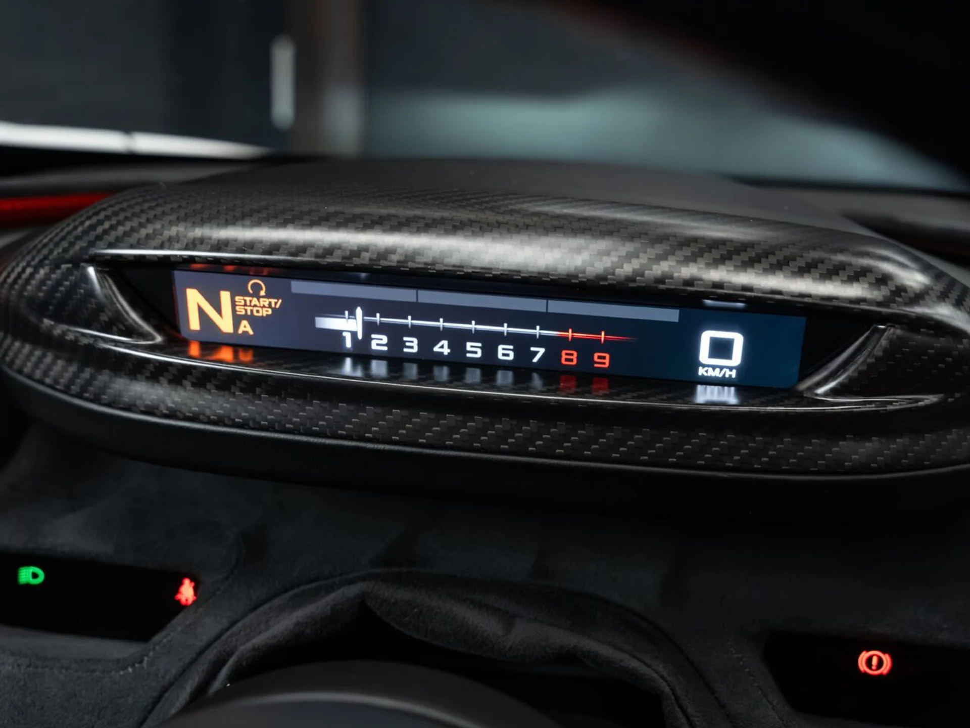 mph079_3951072504_mclaren_720s_2019_8236f5a7be