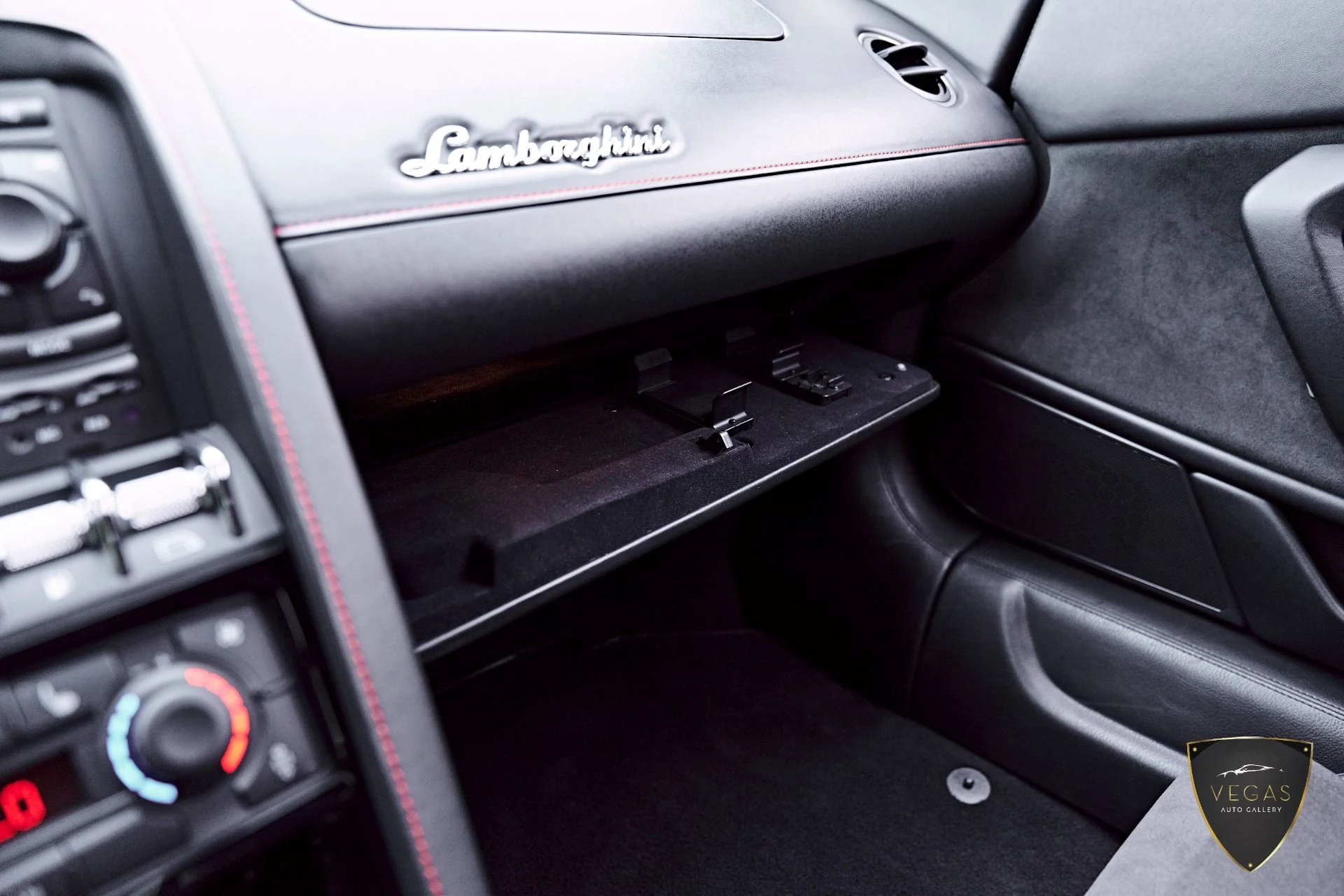 mph079_4040399359_Used_2013_Lamborghini_Gallardo_LP_550_2_1782343926_0894368676
