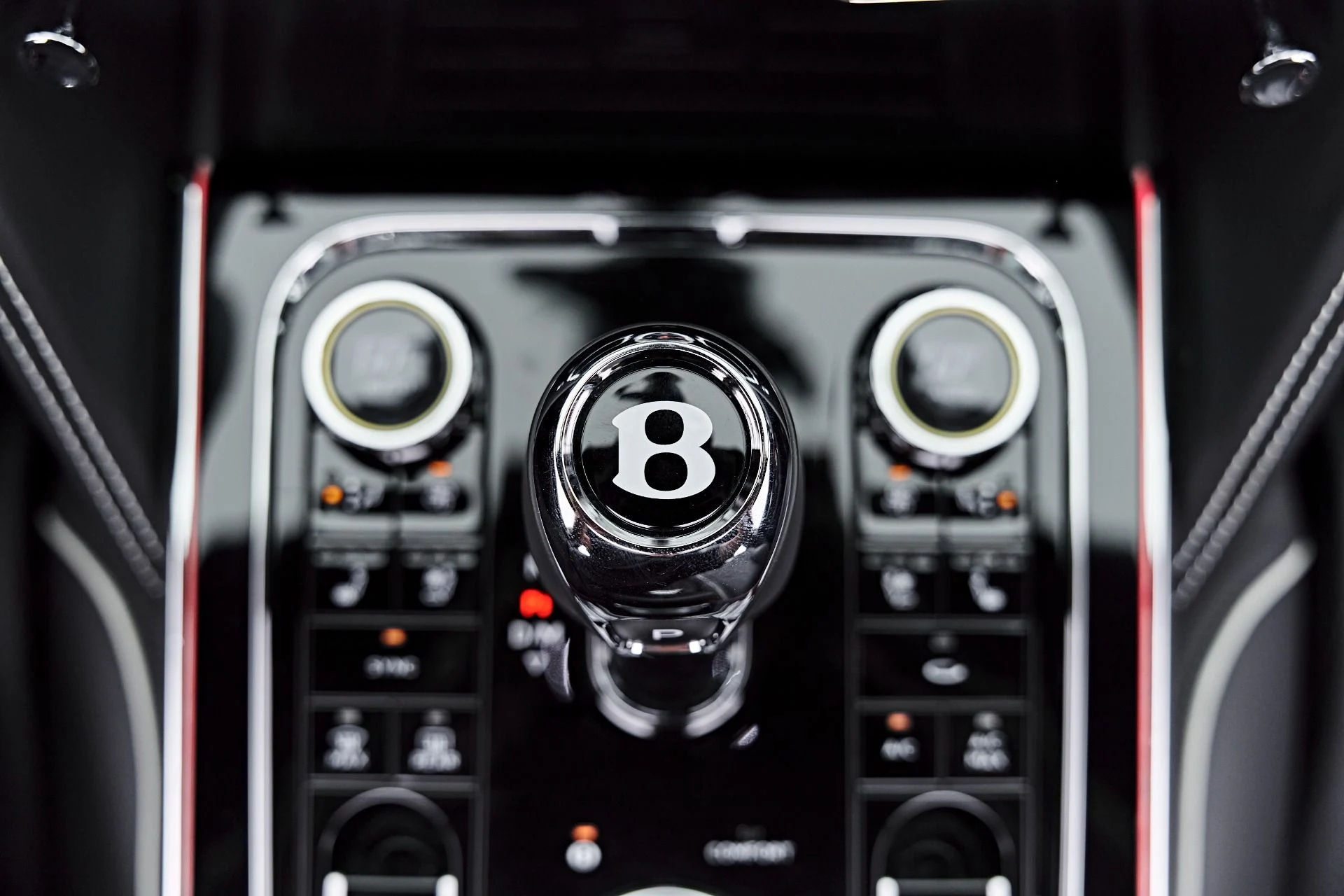 mph079_4078650537_Used_2022_Bentley_Flying_Spur_V8_1788486132_53a03af06c