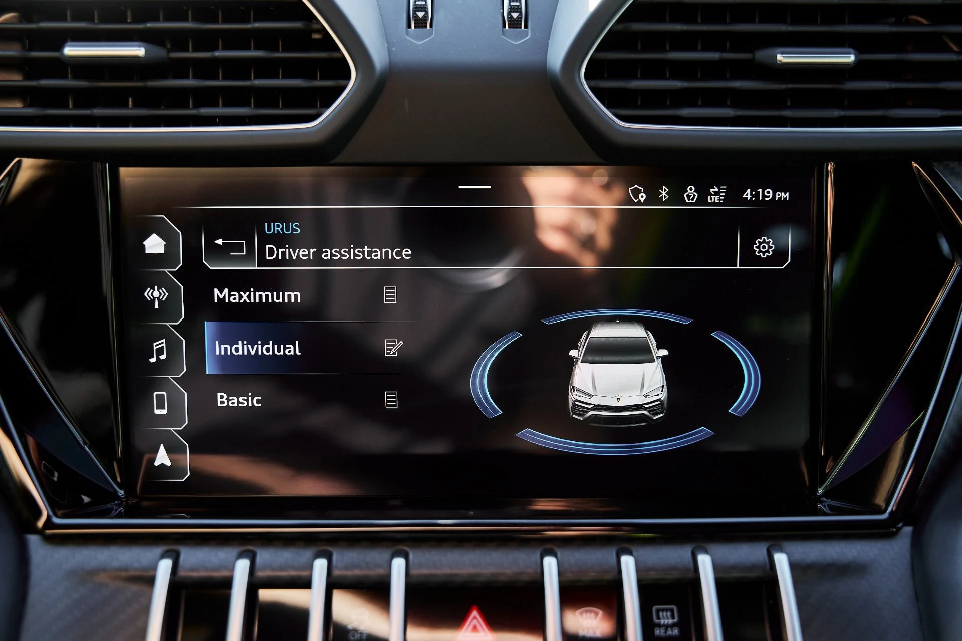 mph079_4251231821_Used_2022_Lamborghini_Urus_1774548721_1799c66dd4