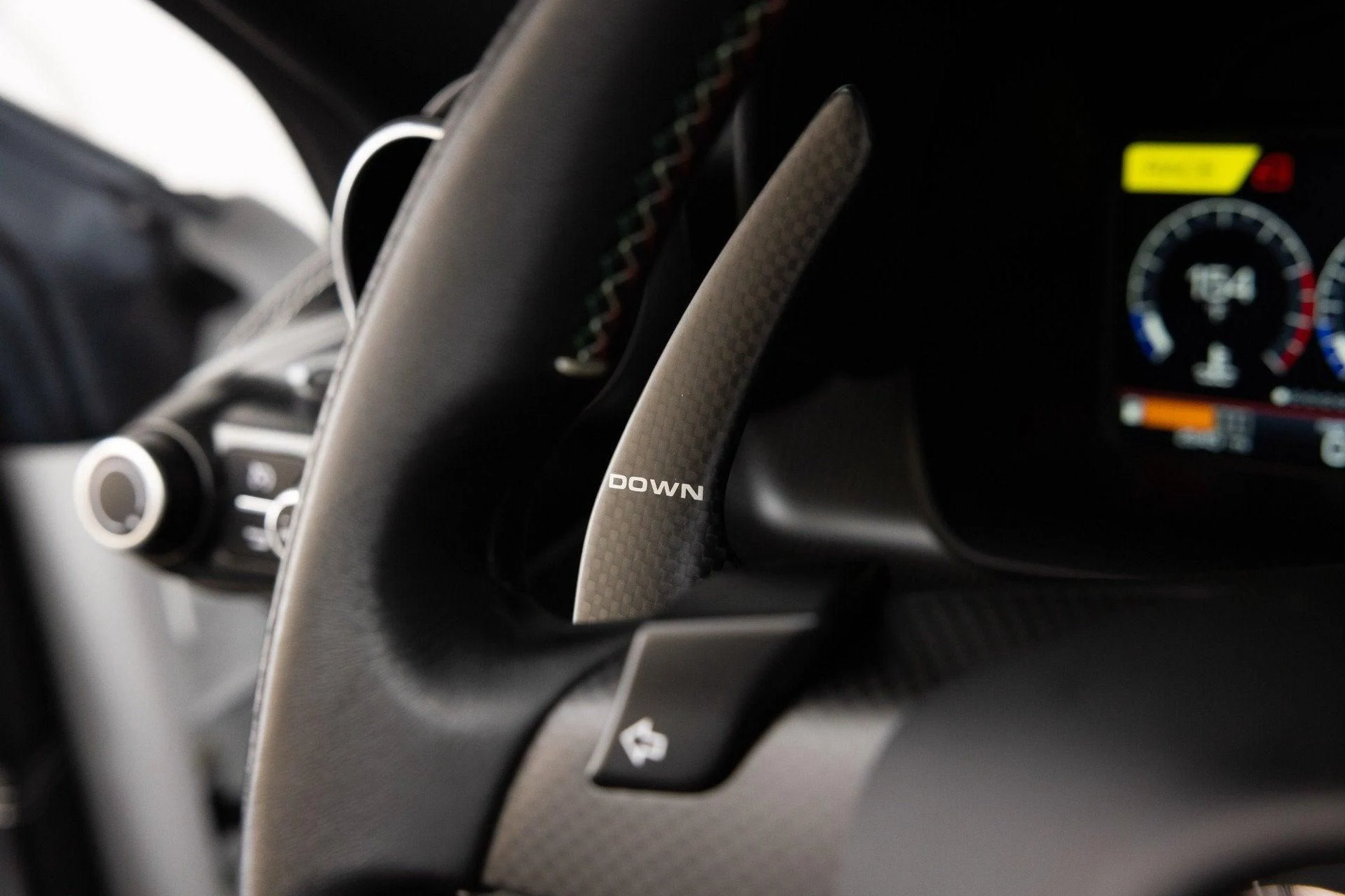 mph079_4252677361_Used_2022_Ferrari_F8_Spider_1789652731_4bd43b43bc