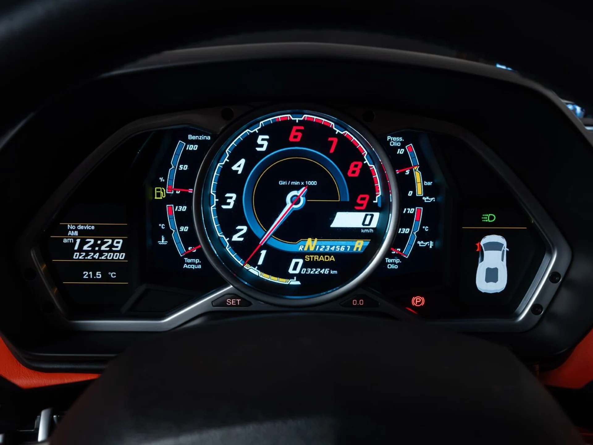 mph079_448858602_lamborghini_aventador_2015_1fcc217941