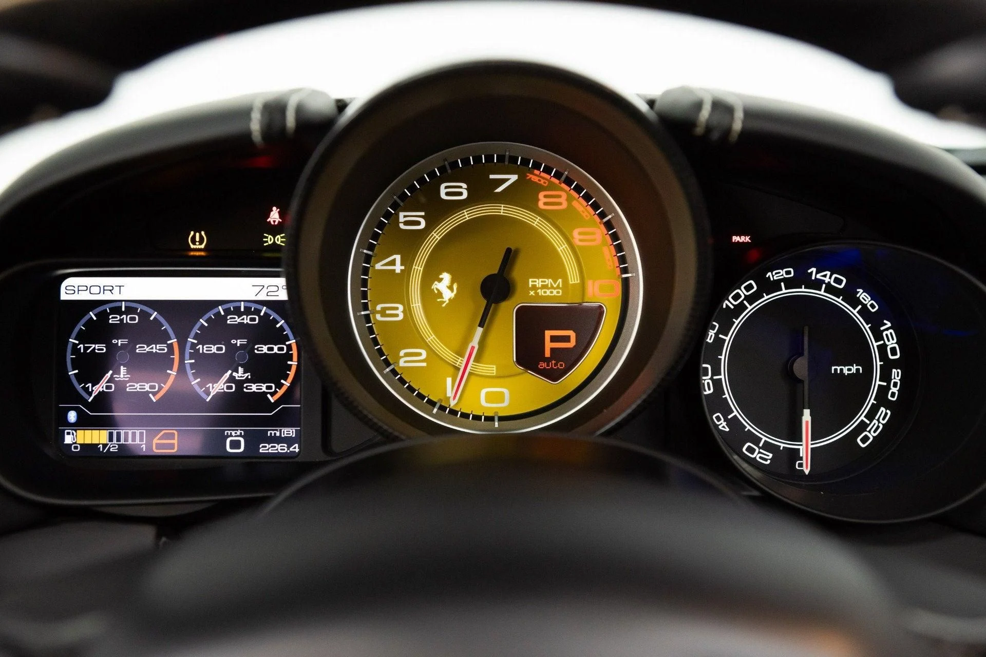 mph079_45026692_Used_2016_Ferrari_California_T_1777368255_3a06954dd2