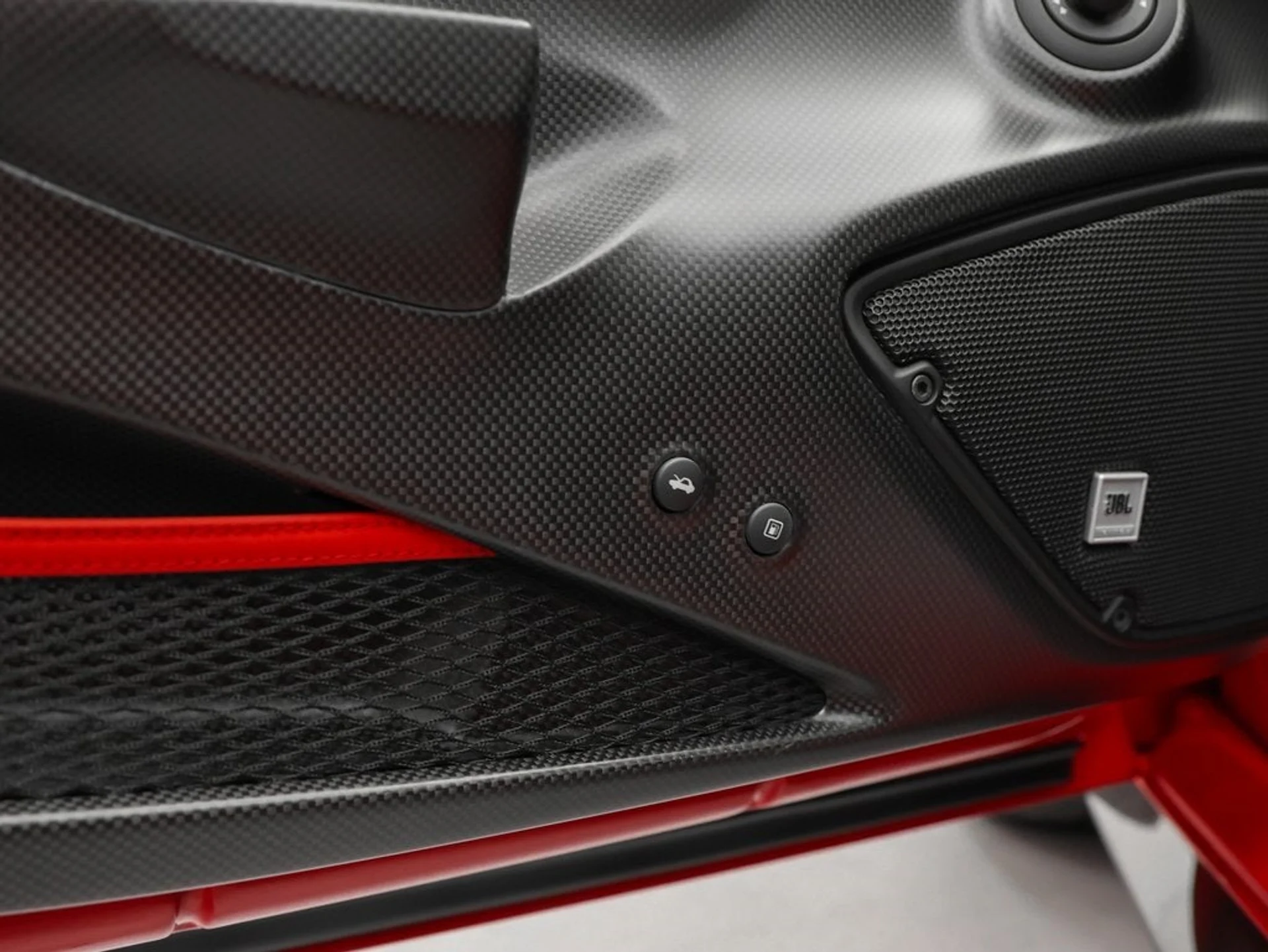 mph079_581651629_80_9d3d4c4c20