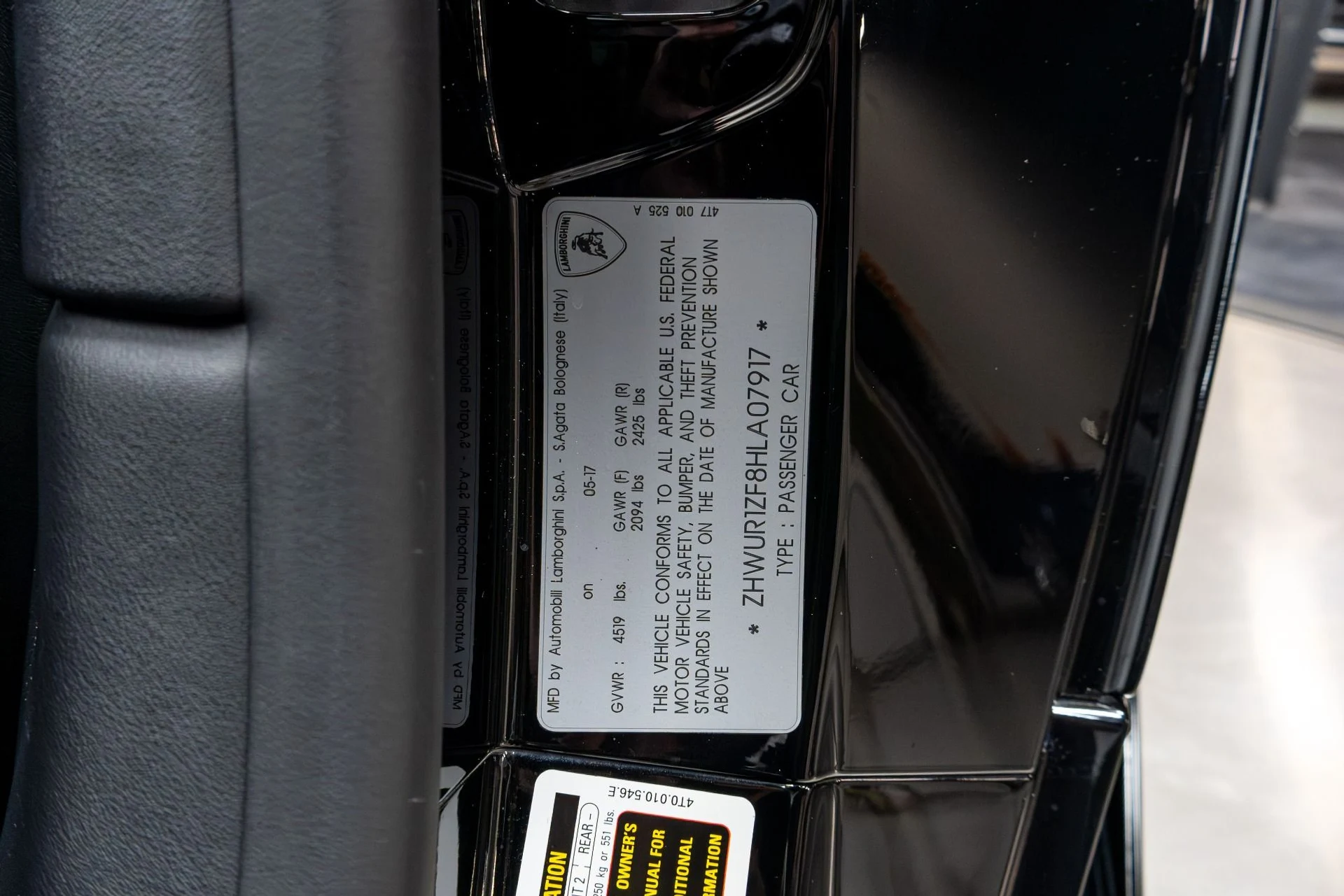 mph079_603612806_Used_2017_Lamborghini_Huracan_1775865662_d453b65e03