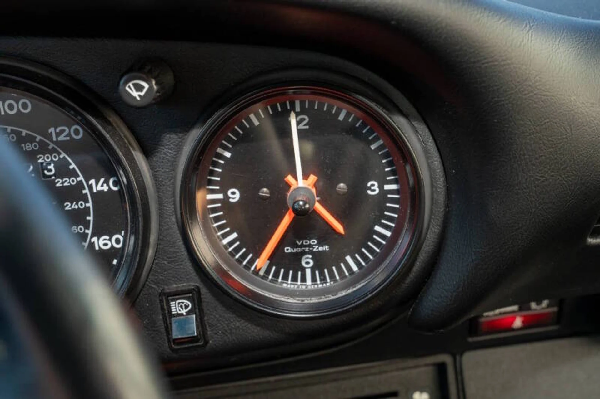 mph079_638333772_1985_porsche_911_carrera_2dr_coupe_84342da305