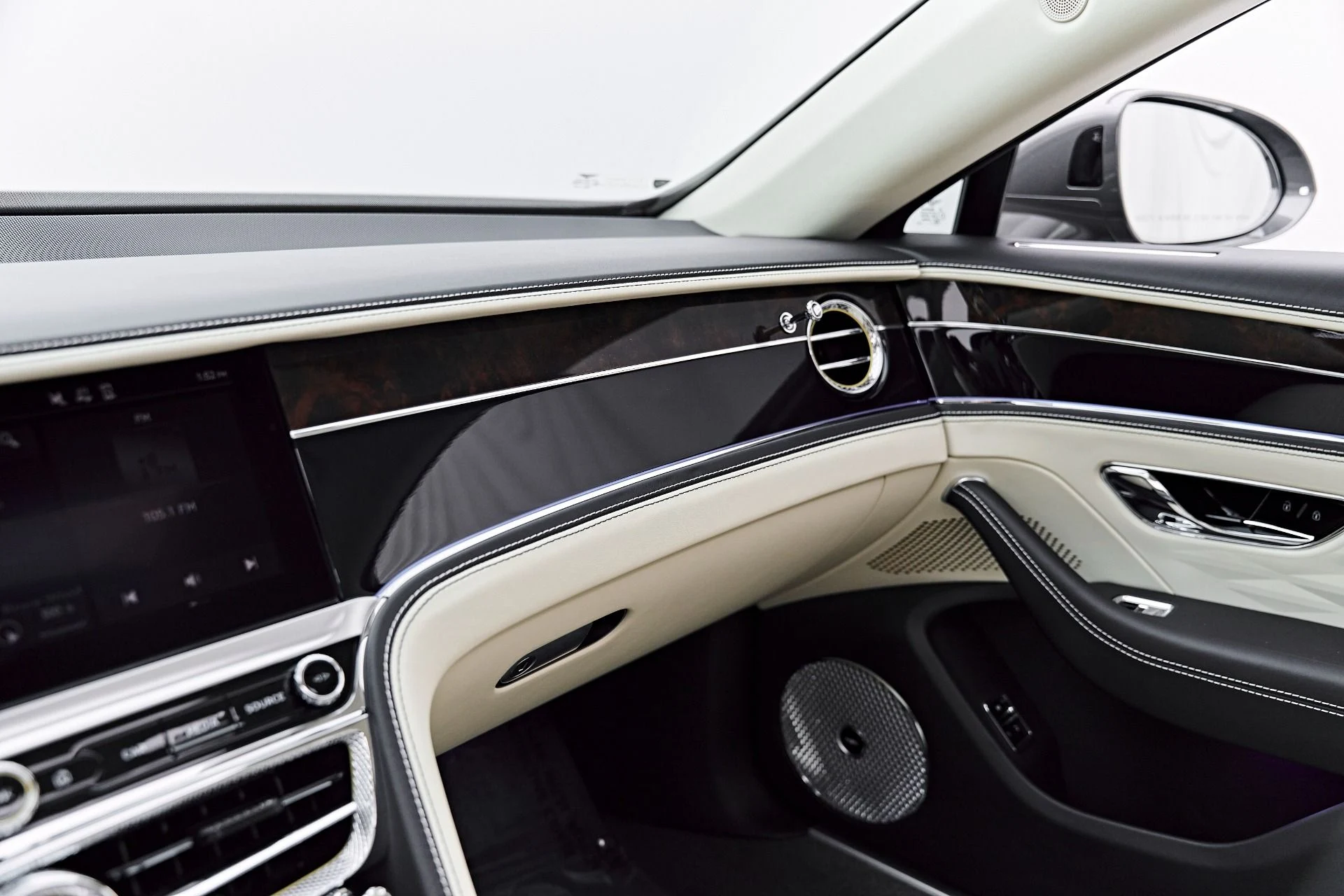 mph079_726344037_Used_2022_Bentley_Flying_Spur_W12_1786226284_a3c816d161
