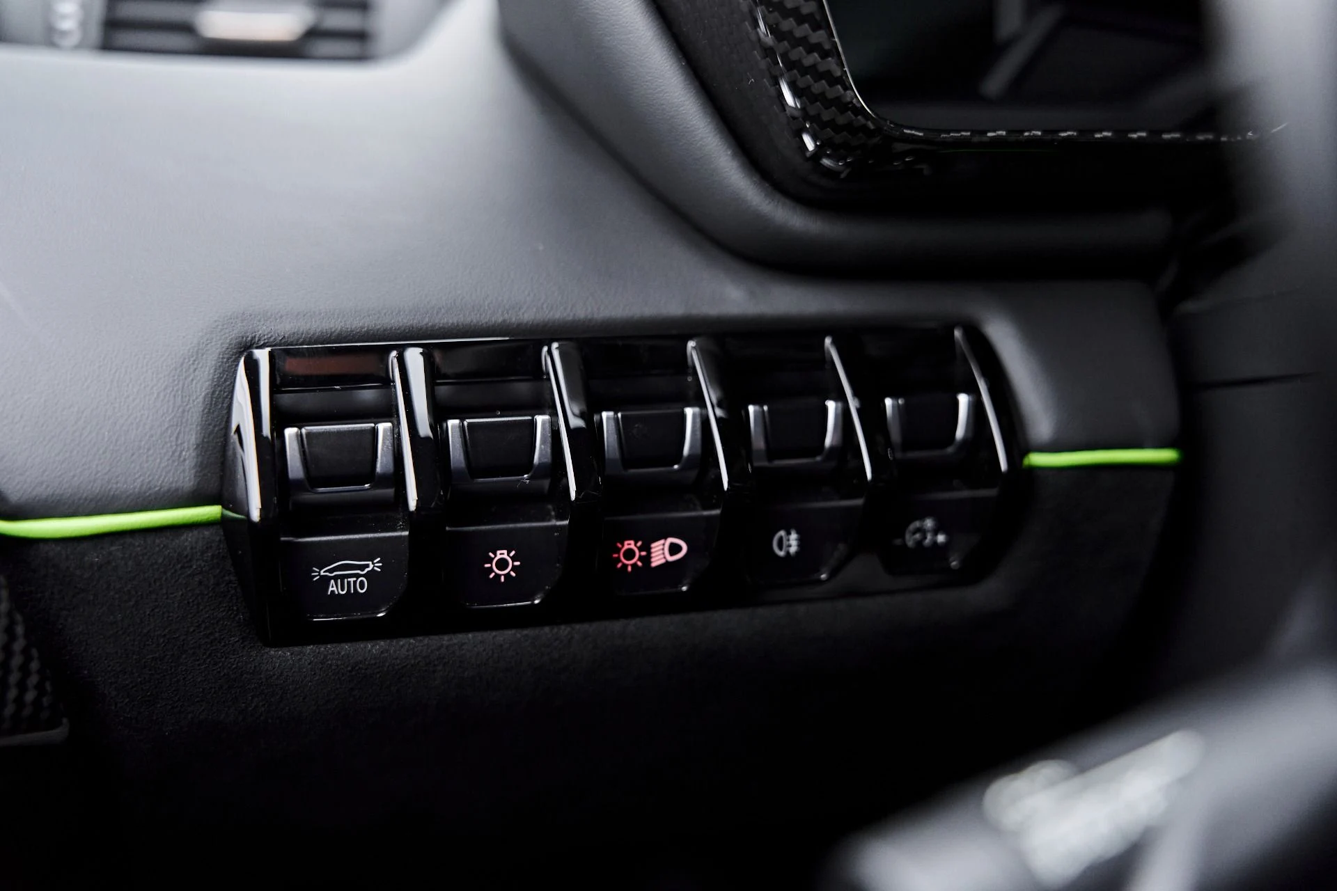 mph079_759776518_Used_2016_Lamborghini_Aventador_LP_750_4_Super_Veloce_1791227576_572e05dc15