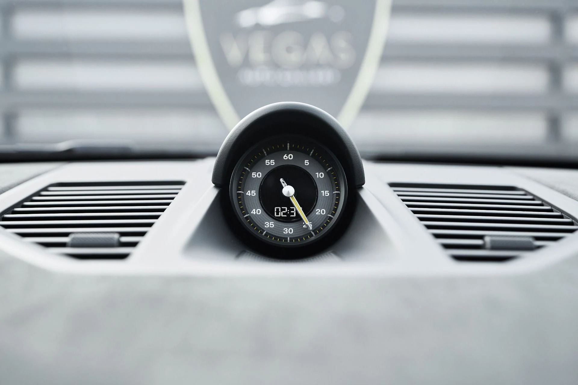 mph079_778575884_Used_2025_Porsche_911_GT_3_RS_1762914559_e2cb63efd7