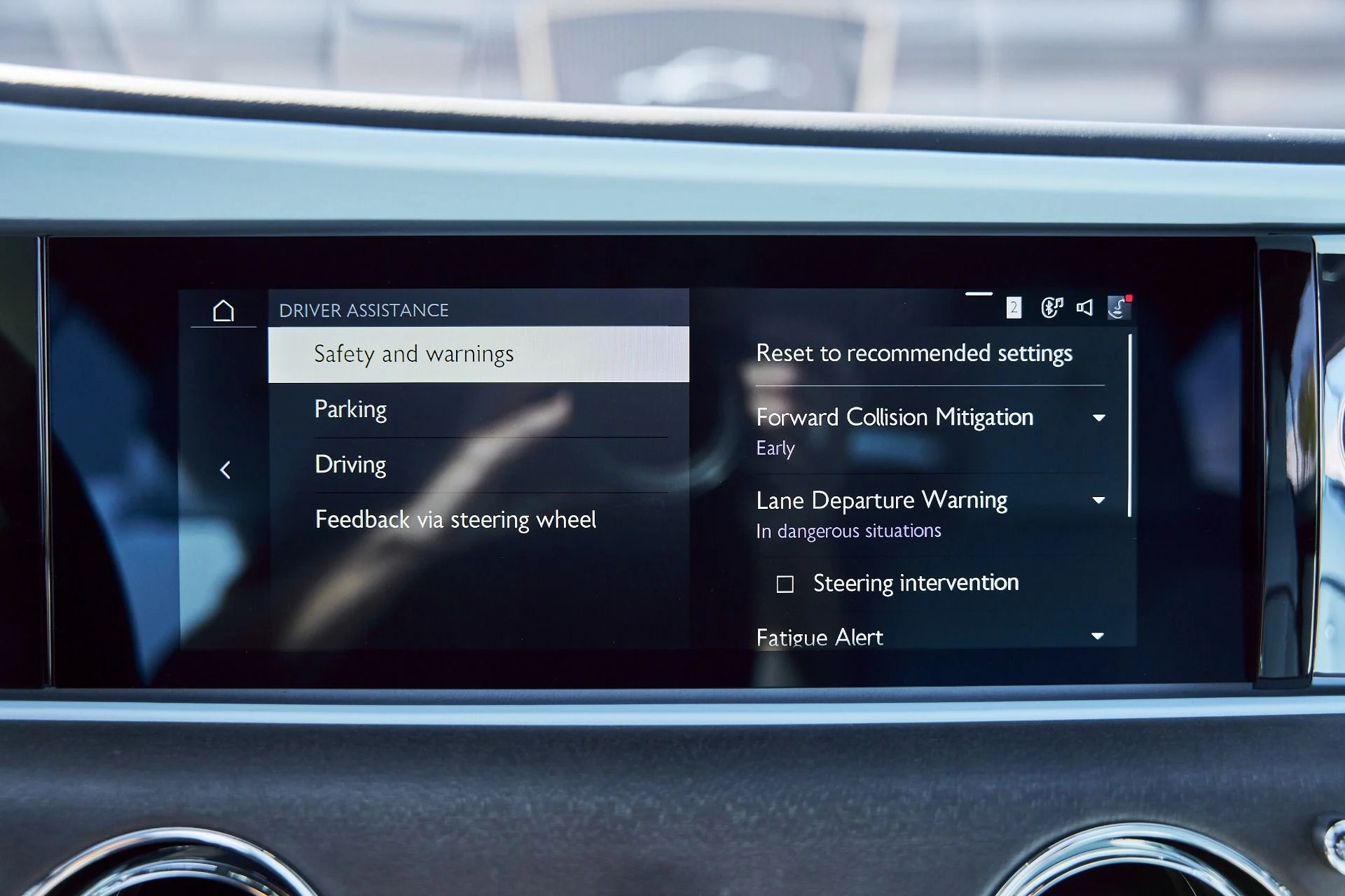 mph079_782829146_Used_2025_Rolls_Royce_Spectre_Base_1773452607_95c80f388a