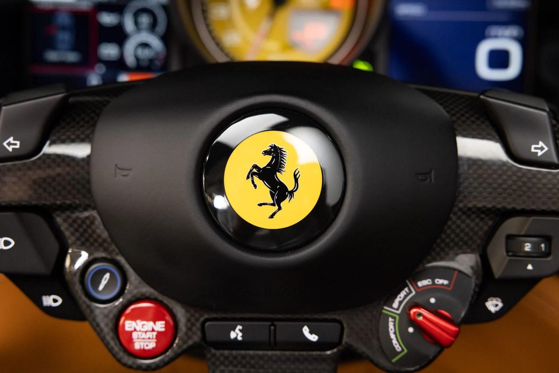 mph080_1099278146_Used_2019_Ferrari_Portofino_1784318320_9e3d916527
