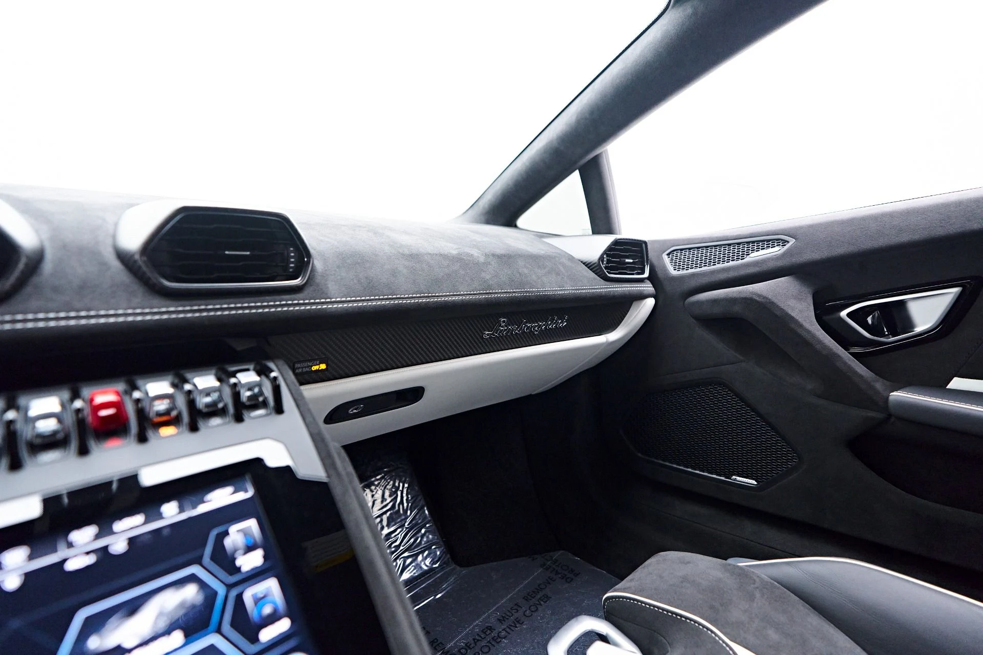 mph080_1181179960_Used_2023_Lamborghini_Huracan_Tecnica_Base_1750384074_7a2e5fbcca