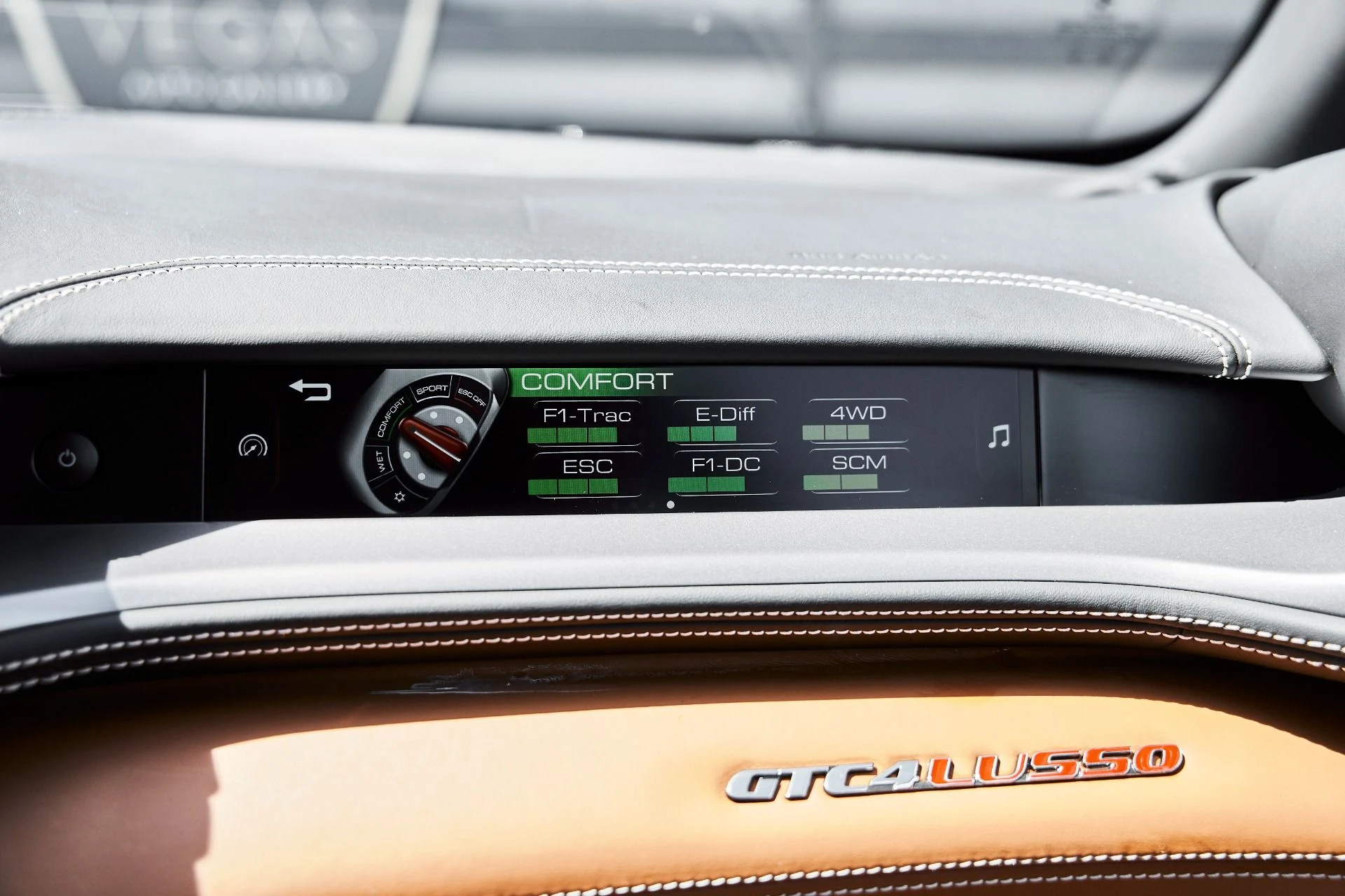 mph080_1212086539_Used_2018_Ferrari_GTC_4_Lusso_V12_1775612137_0cb4c5624b