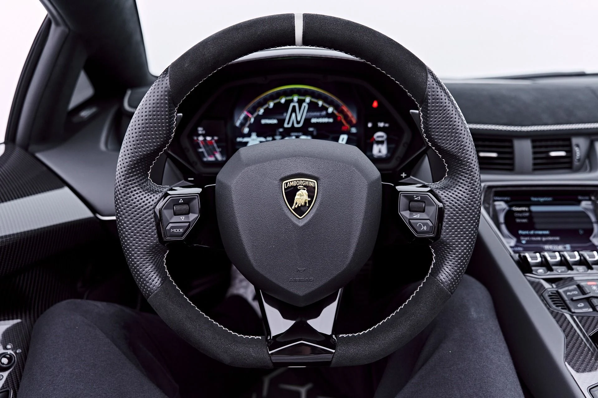 mph080_139179387_Used_2021_Lamborghini_Aventador_SVJ_Base_1784080287_23d381a6fe