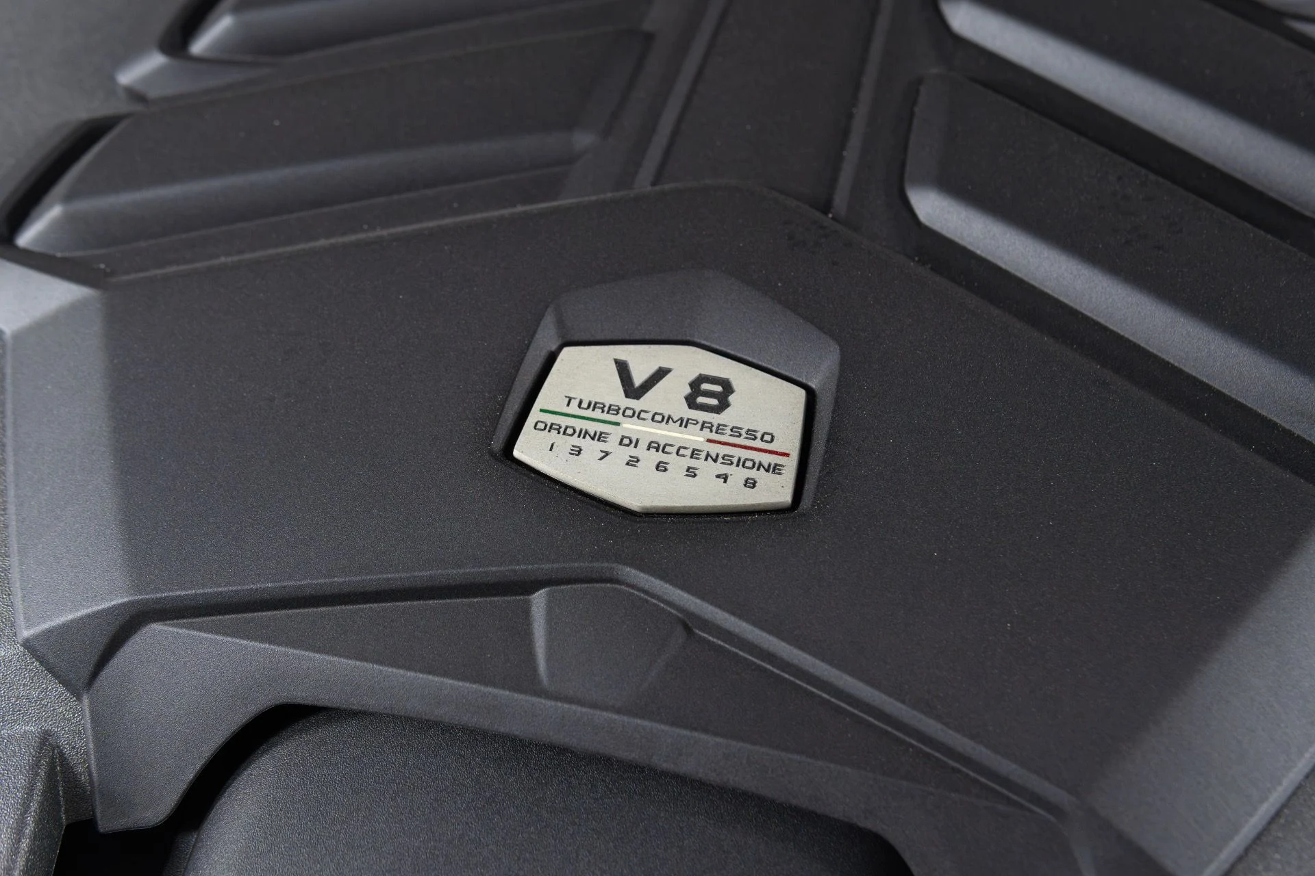 mph080_1431397560_Used_2023_Lamborghini_Urus_S_1781741186_0c758ff35a