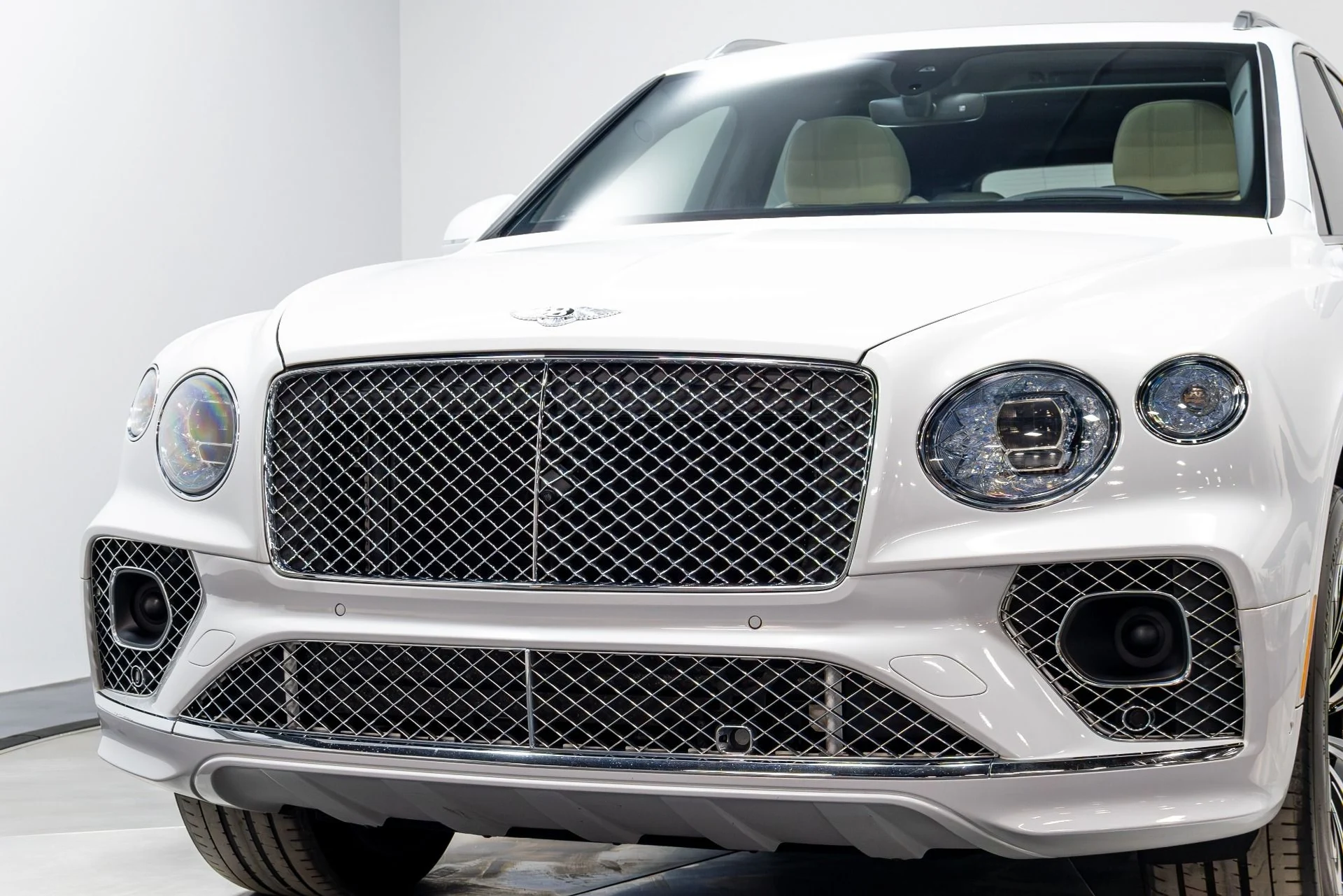 mph080_1472354380_Used_2021_Bentley_Bentayga_V8_First_Edition_1774291657_87dd1647ac
