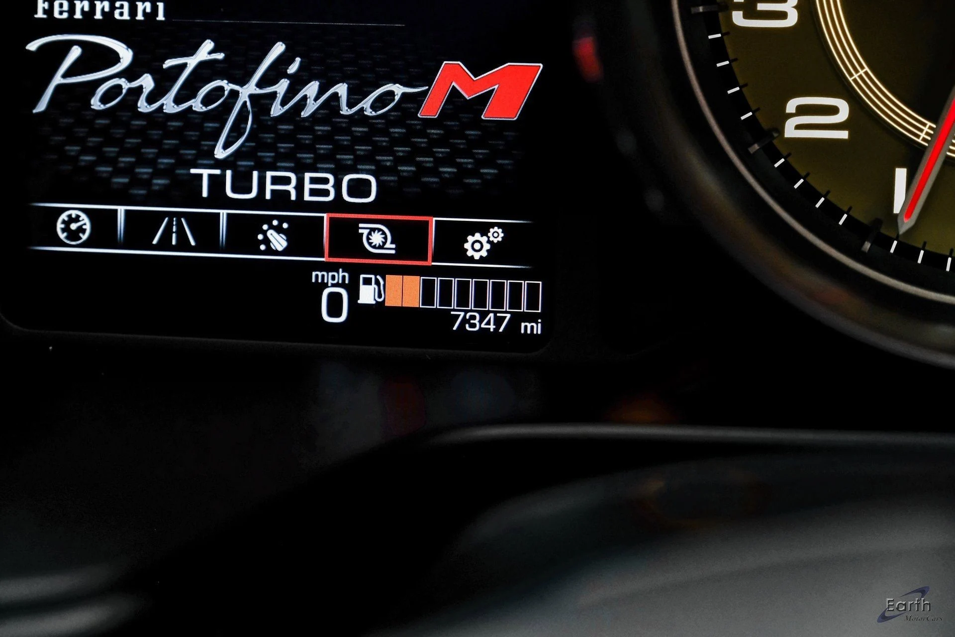 mph080_153359659_844e0f3052312fbb8f39cf79a569eb33x_3b4bcd59cc