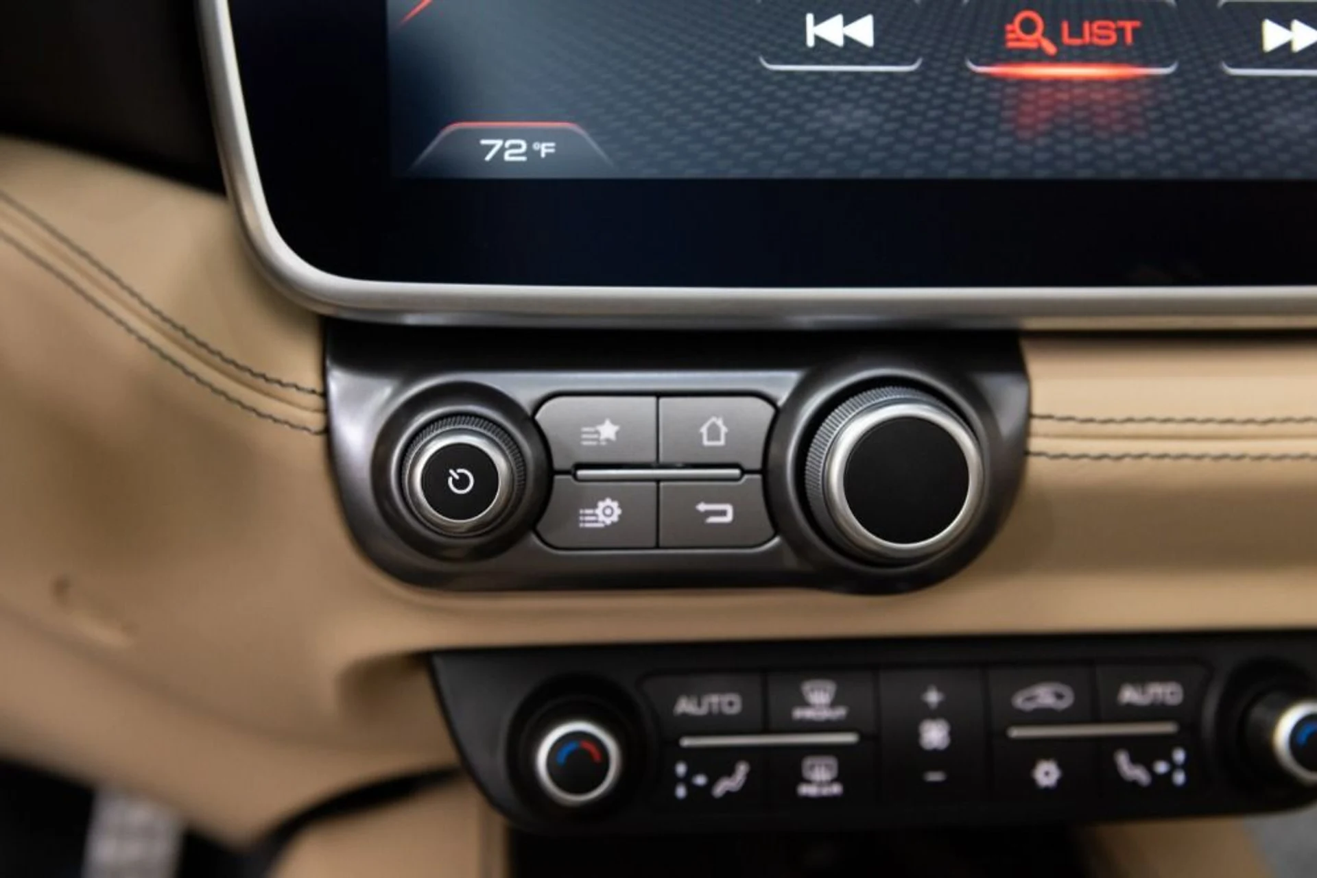 mph080_156064824_Used_2019_Ferrari_Portofino_5a77b66cb4